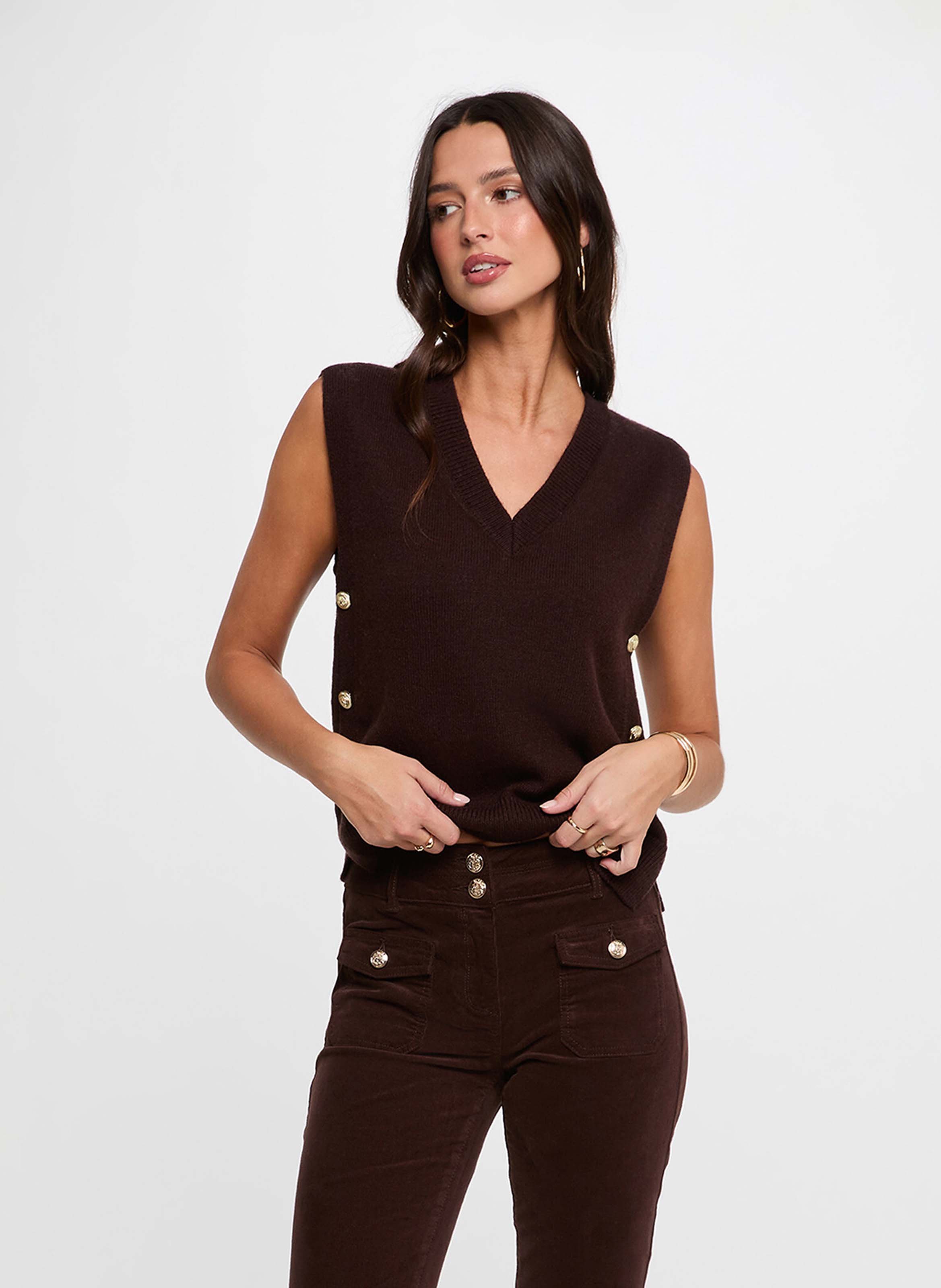 Plain V-neck sleeveless sweater MORGAN Brown