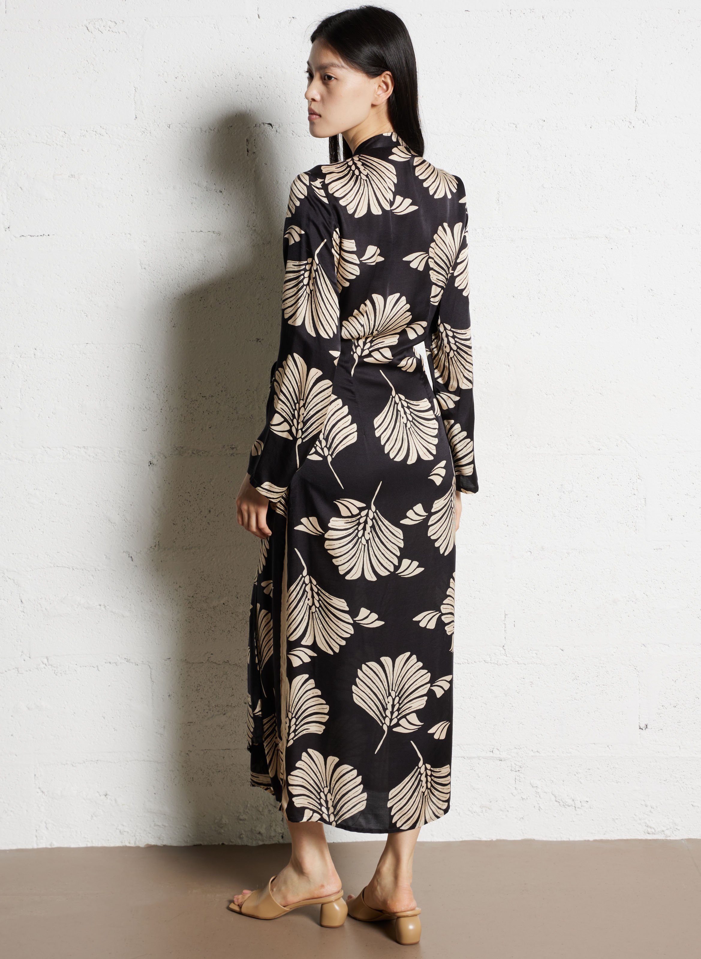 Sandales hautes en cuir MI/MAI Beige