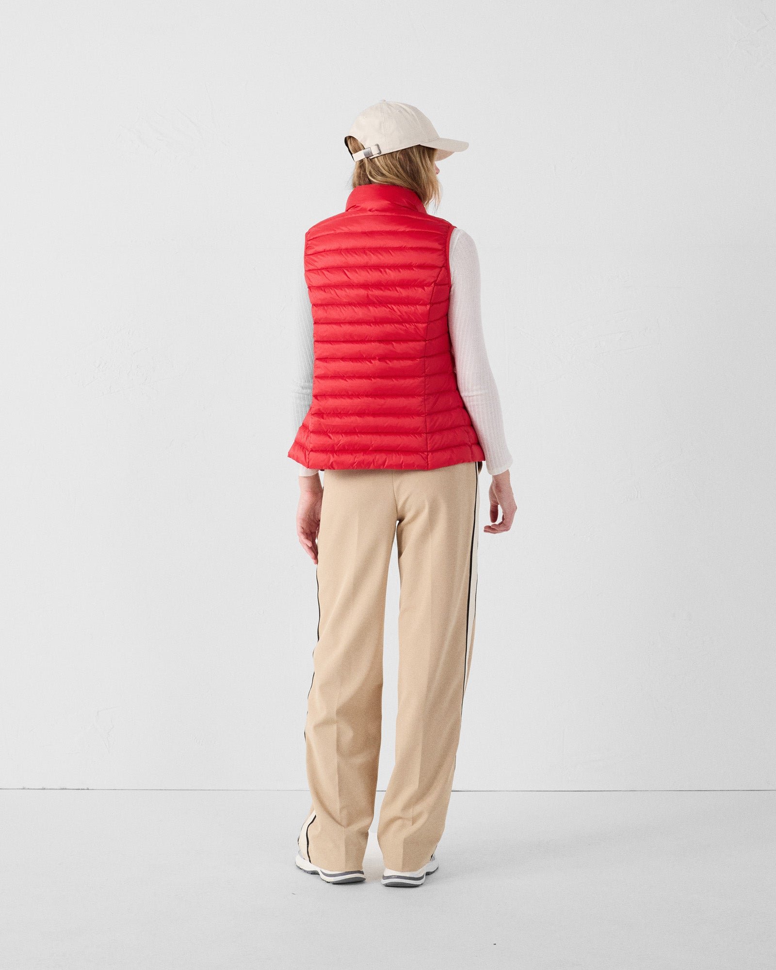 Sleeveless lightweight down vest seda Red