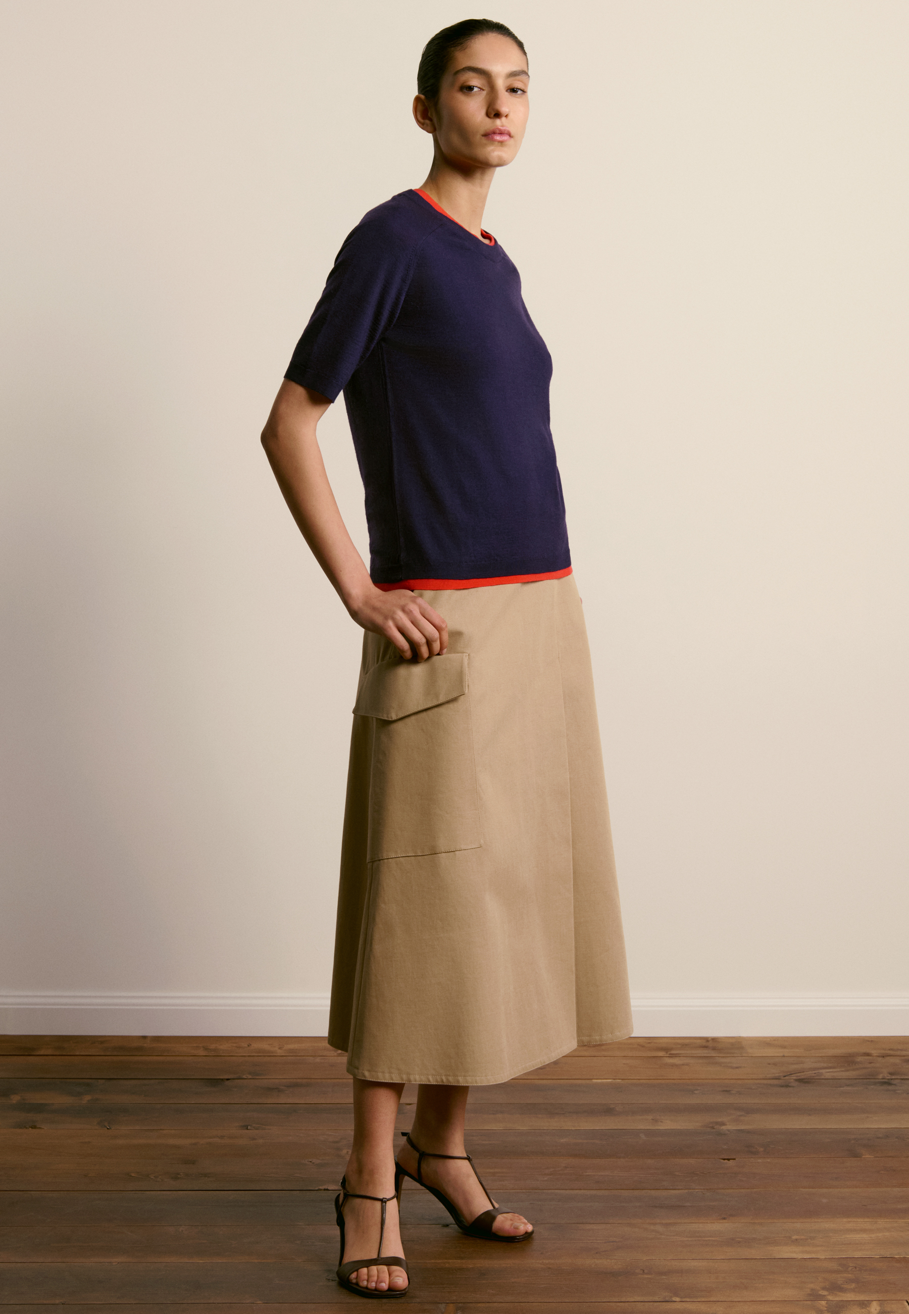 Round neck merino wool T-shirt MAISON MONTAGUT Purple