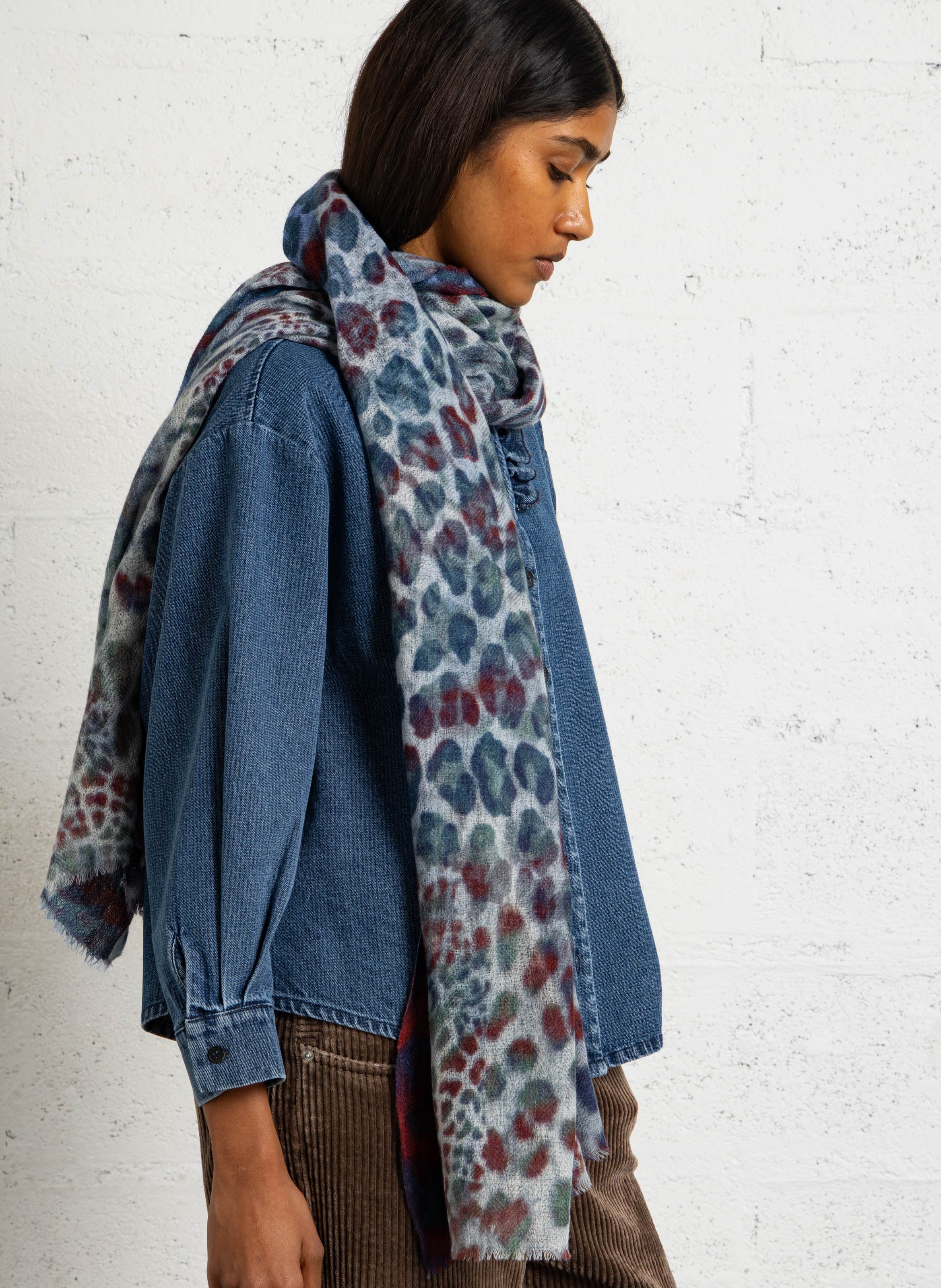 Wollen sjaal met dierenprint SUD EXPRESS Blauw