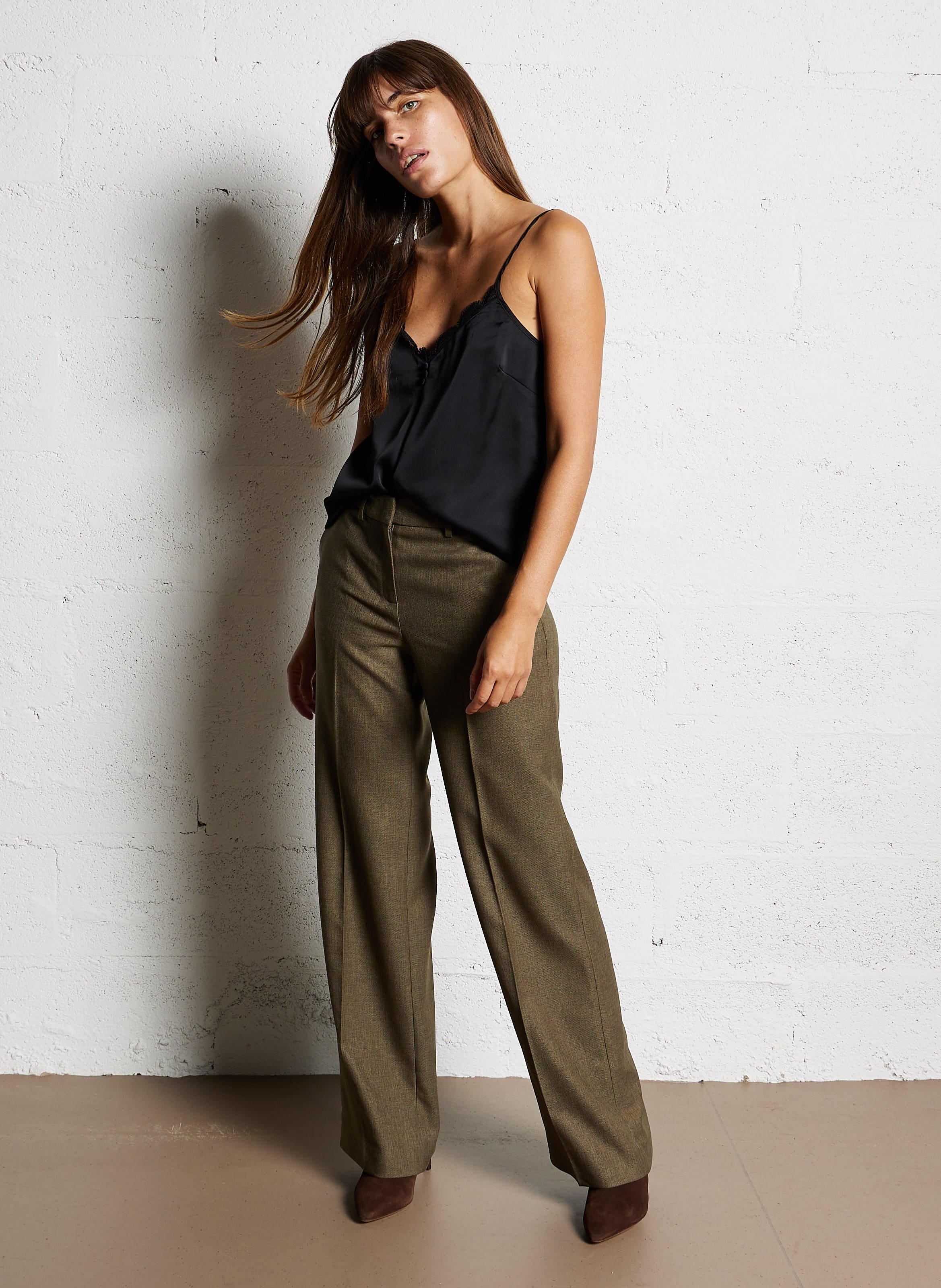 Kanten topje met V-hals ONE STEP Zwart