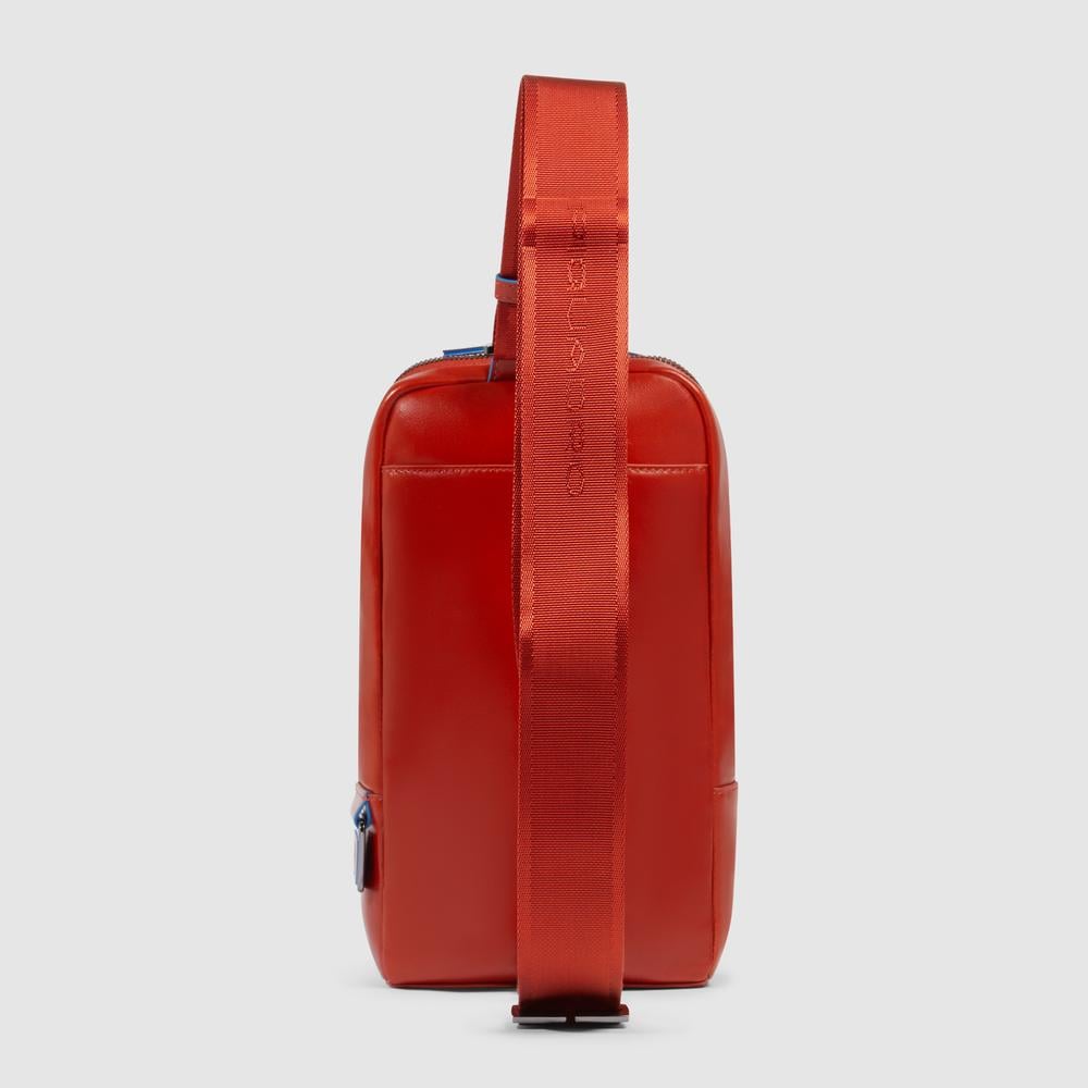 Customizable leather chest bag for iPad® mini PIQUADRO Brown