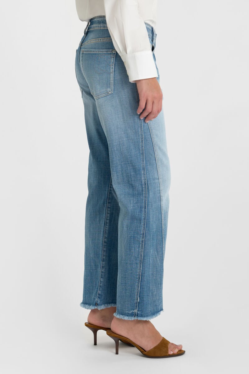 Straight jeans, 7/8 length LE TEMPS DES CERISES Blue