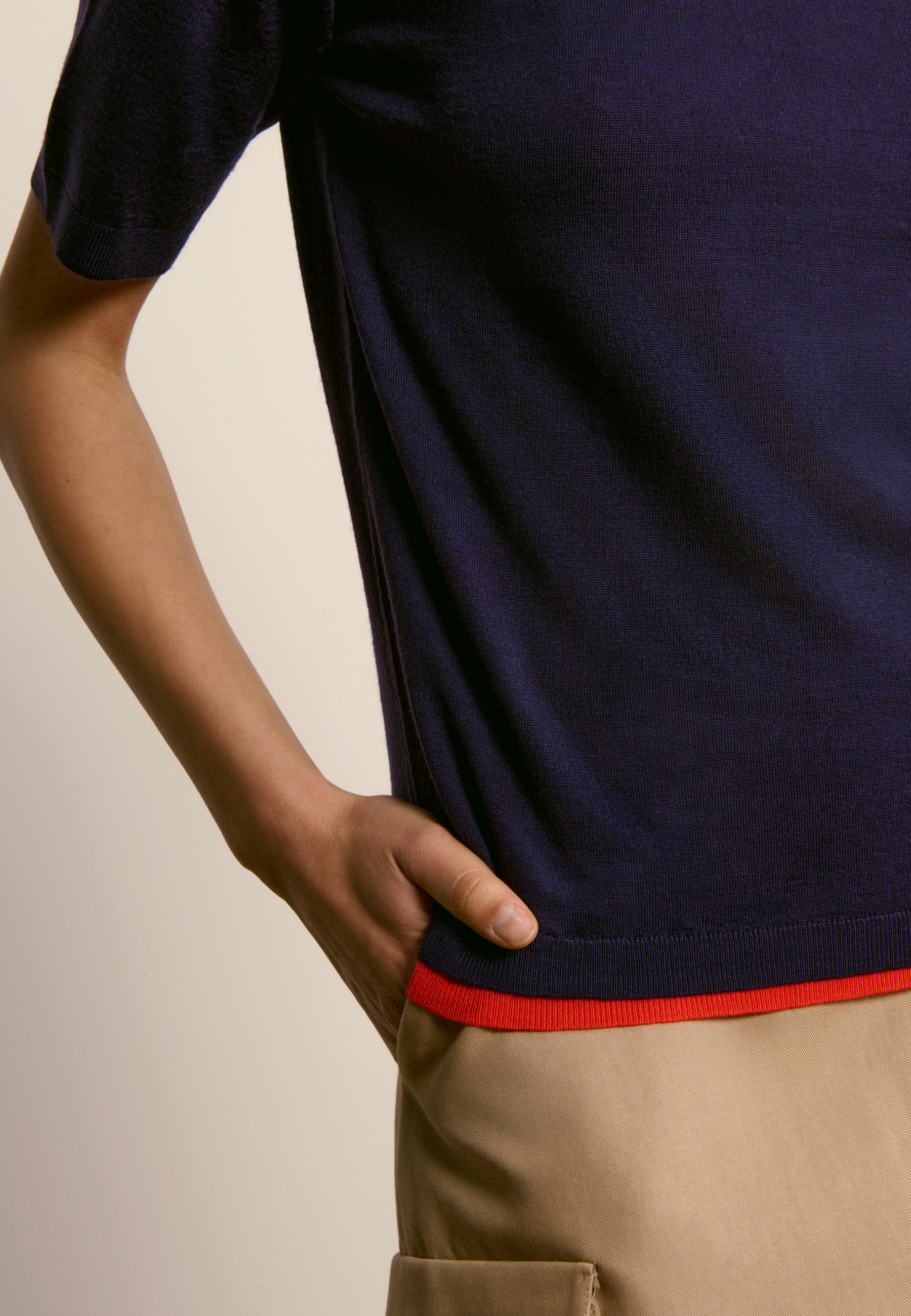 Round neck merino wool T-shirt MAISON MONTAGUT Purple