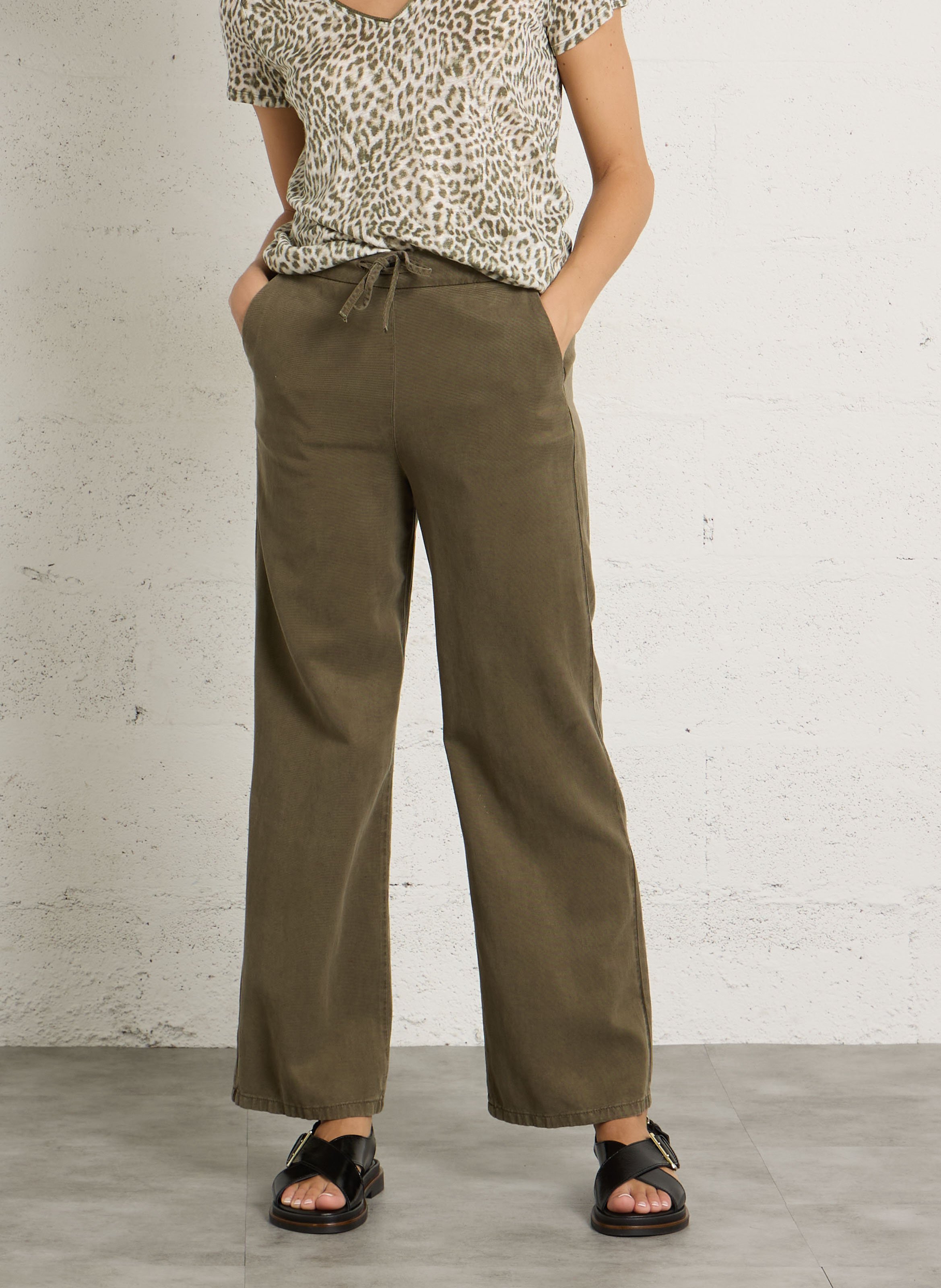 Gerade geschnittene Hose SUD EXPRESS