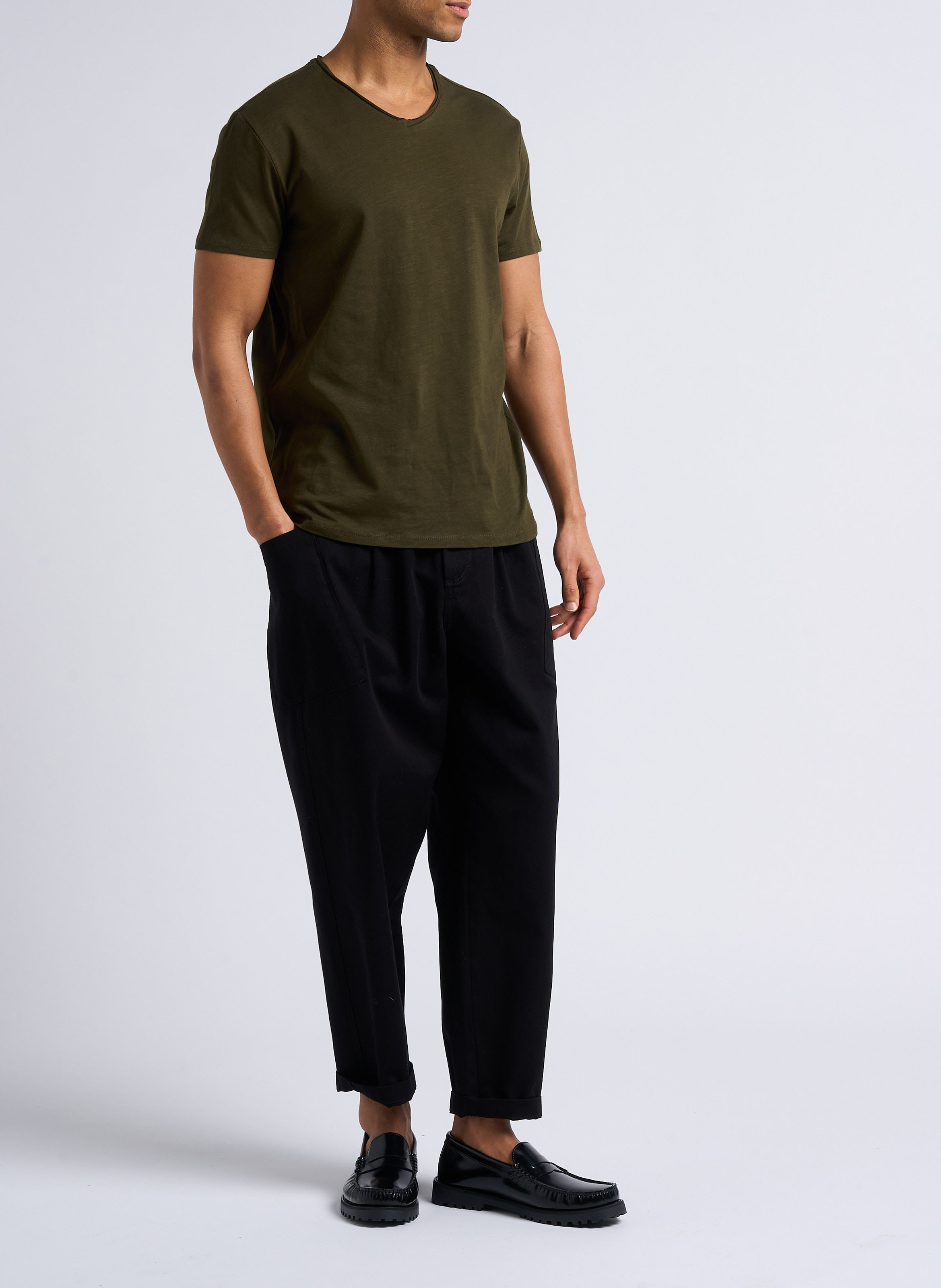 T-Shirt aus Baumwoll-Flammgarn mit V-Ausschnitt, Slim Fit IKKS Khaki
