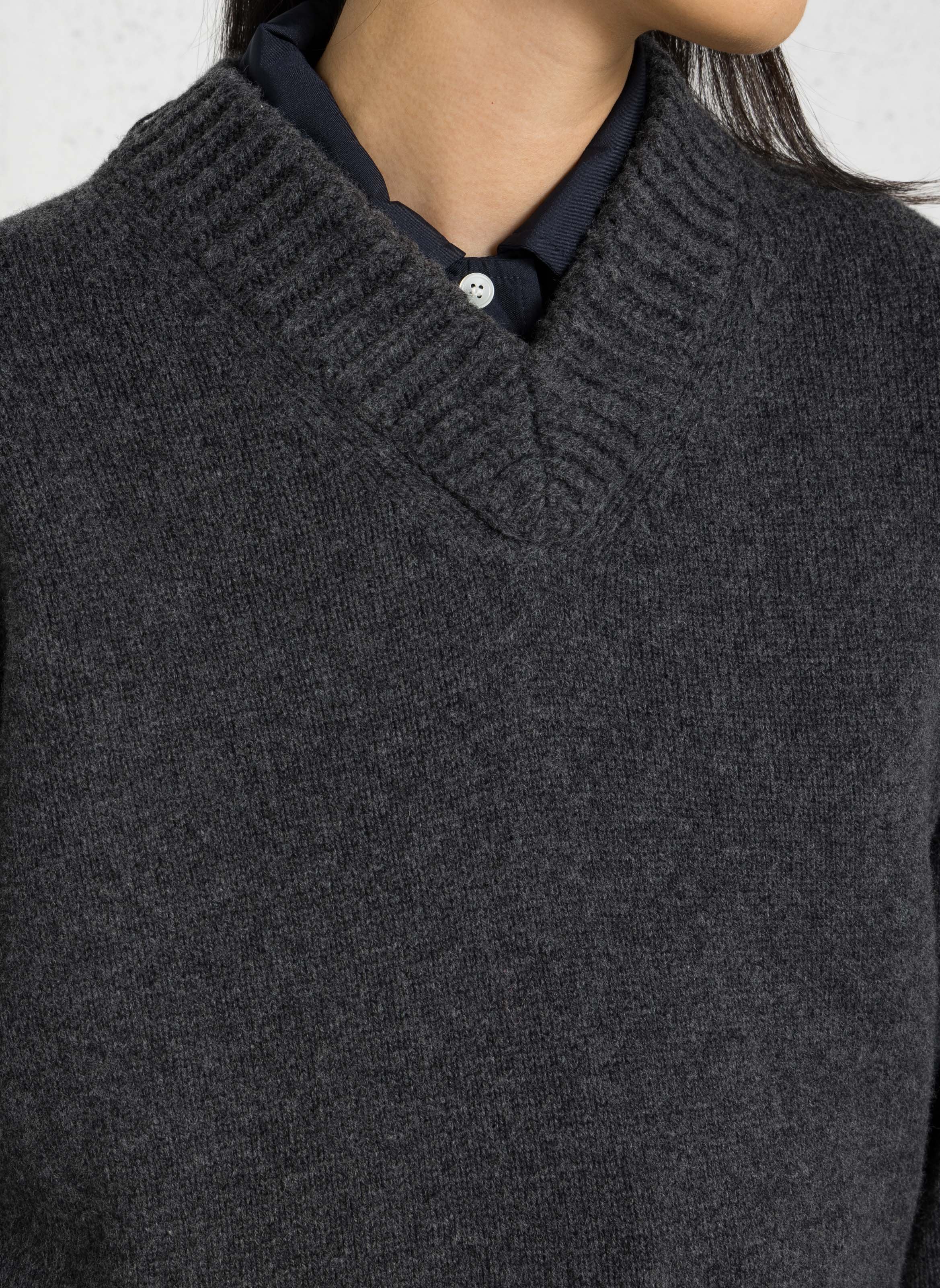 Pull oversize col V en laine  SOEUR Gris