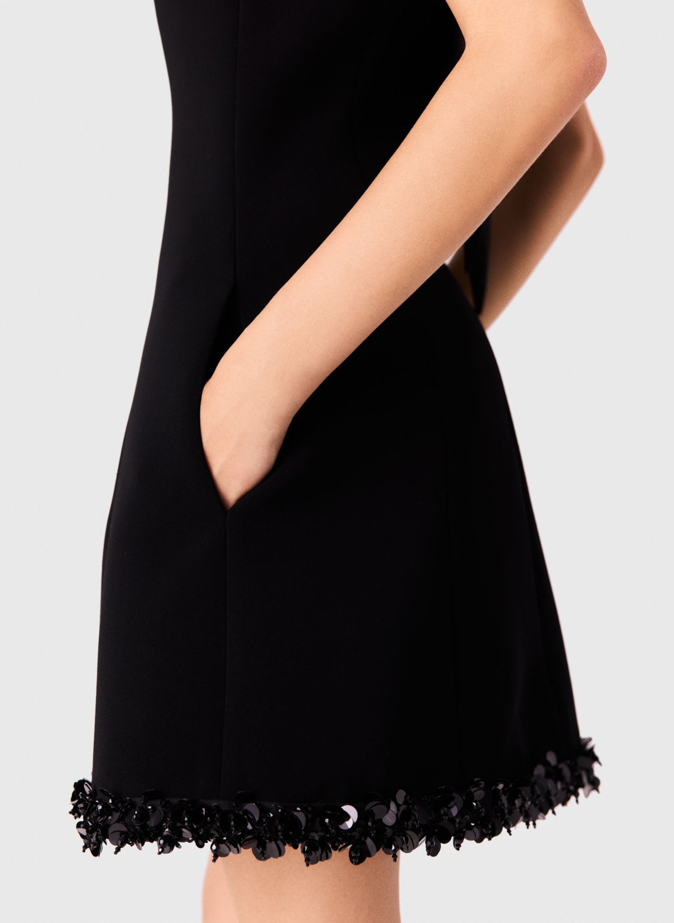 Robe courte évasée dos nu MAJE Noir
