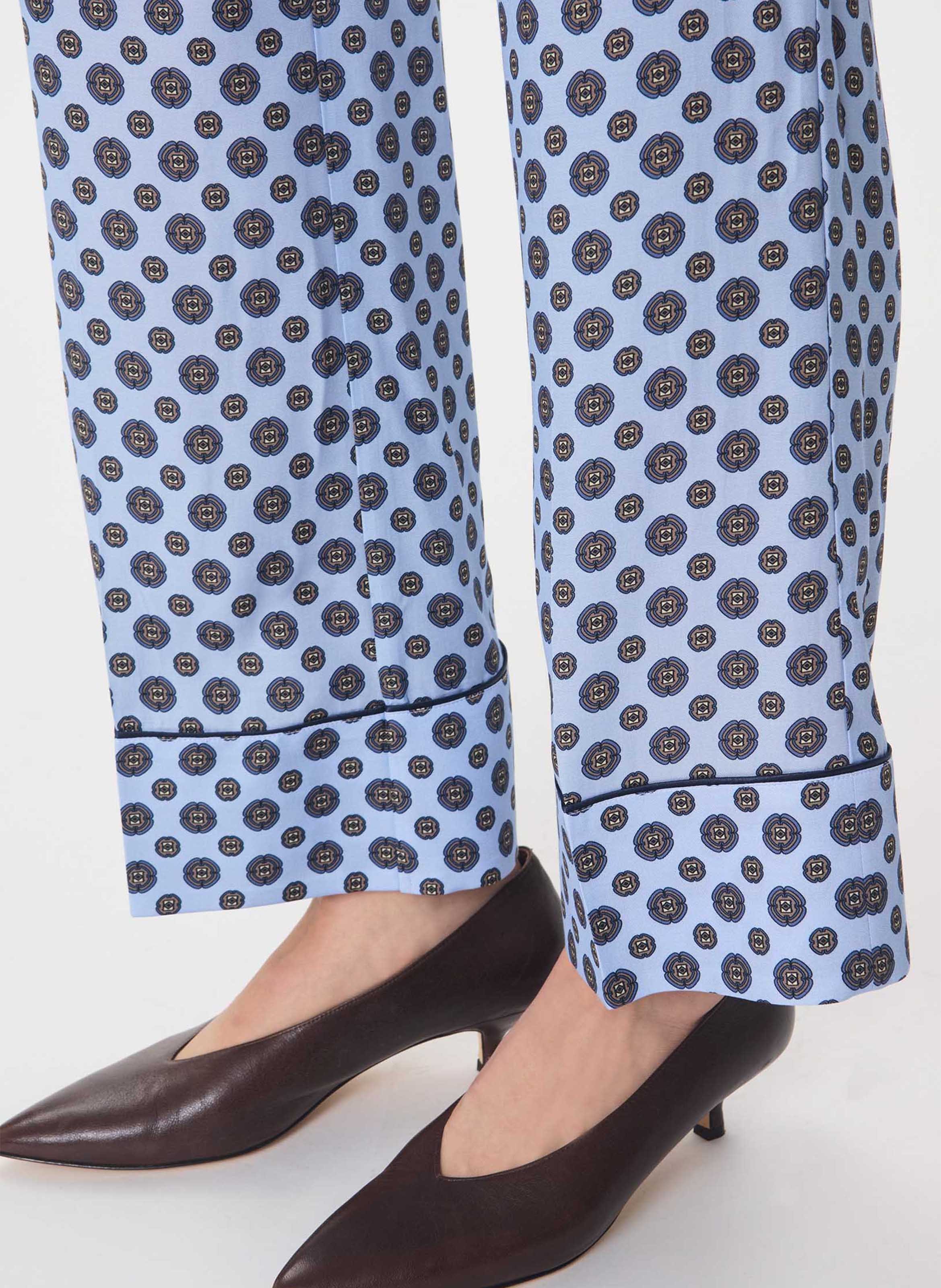 Gerade geschnittene Hose mit Motiven TARA JARMON Blau