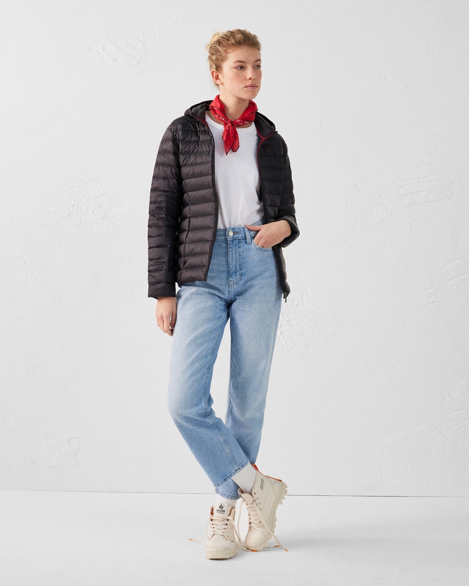 Lightweight hooded puffer jacket Cloe JOTT Black