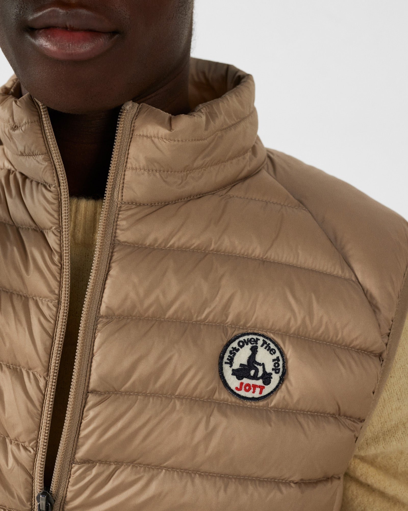 Sleeveless puffer jacket Tom JOTT Beige