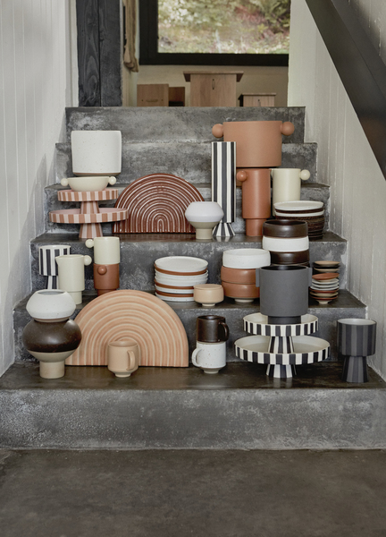 Earthenware pot OYOY LIVING DESIGN Black