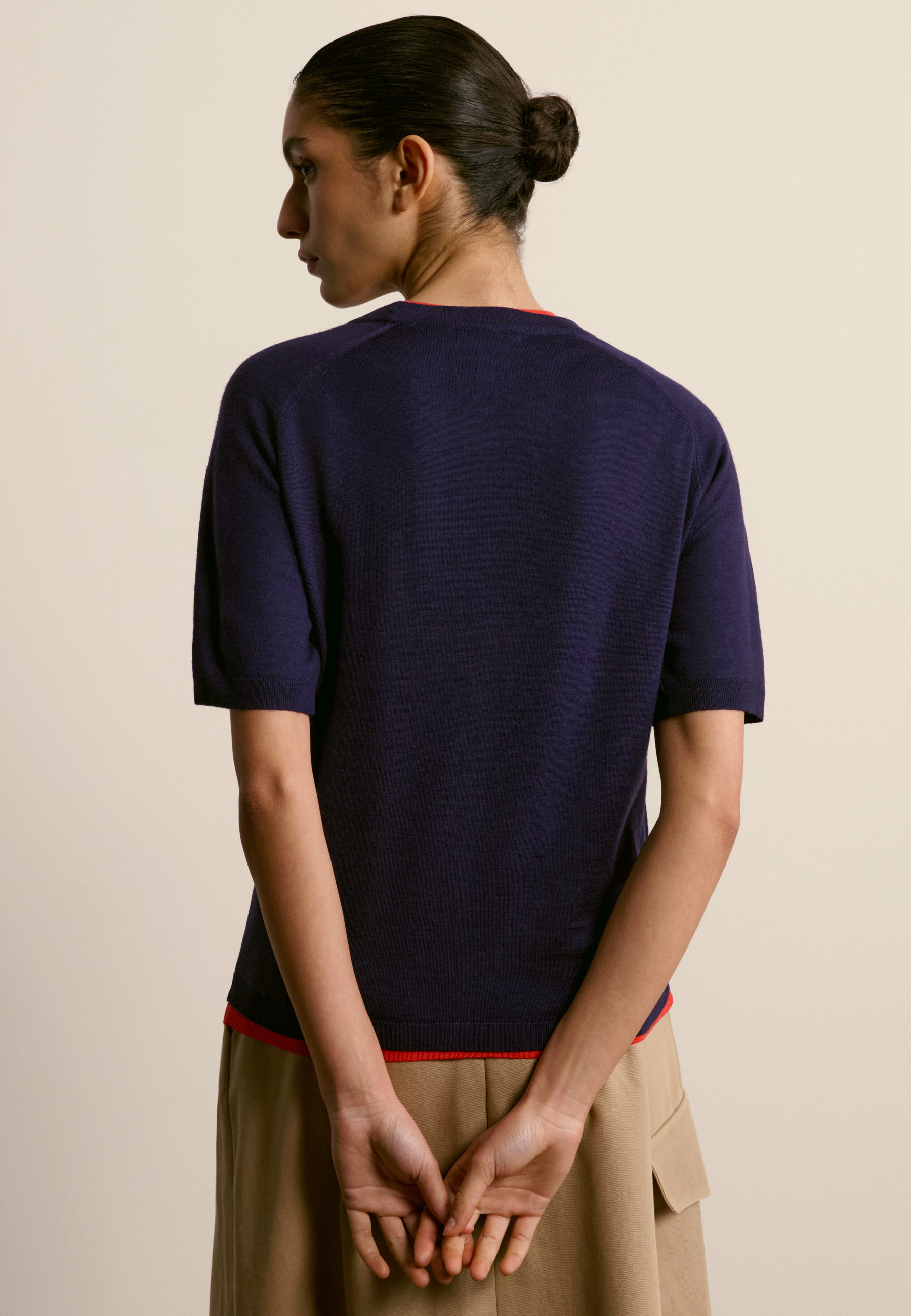 Round neck merino wool T-shirt MAISON MONTAGUT Purple