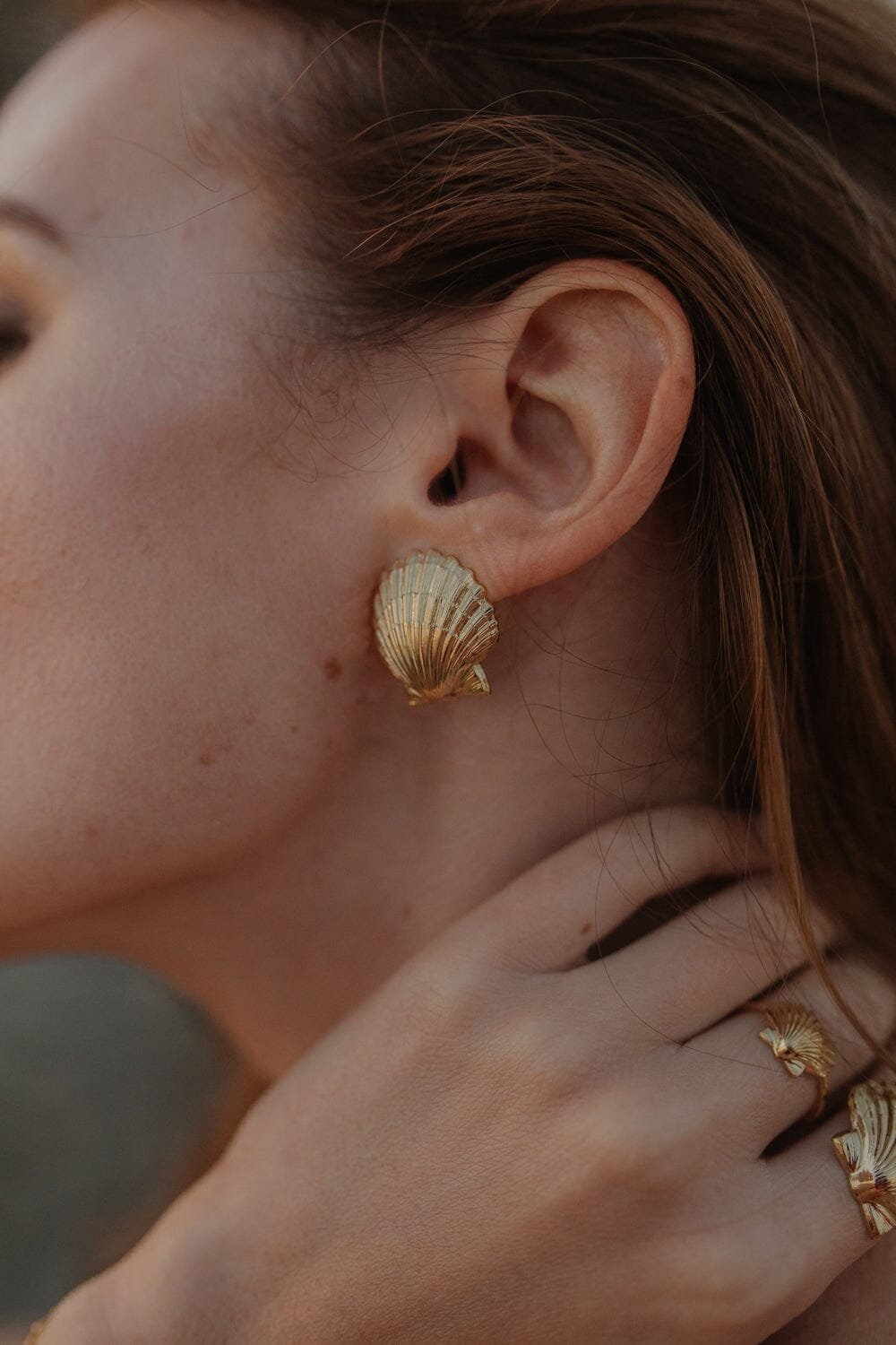 Gold-plated seashell ring Golden