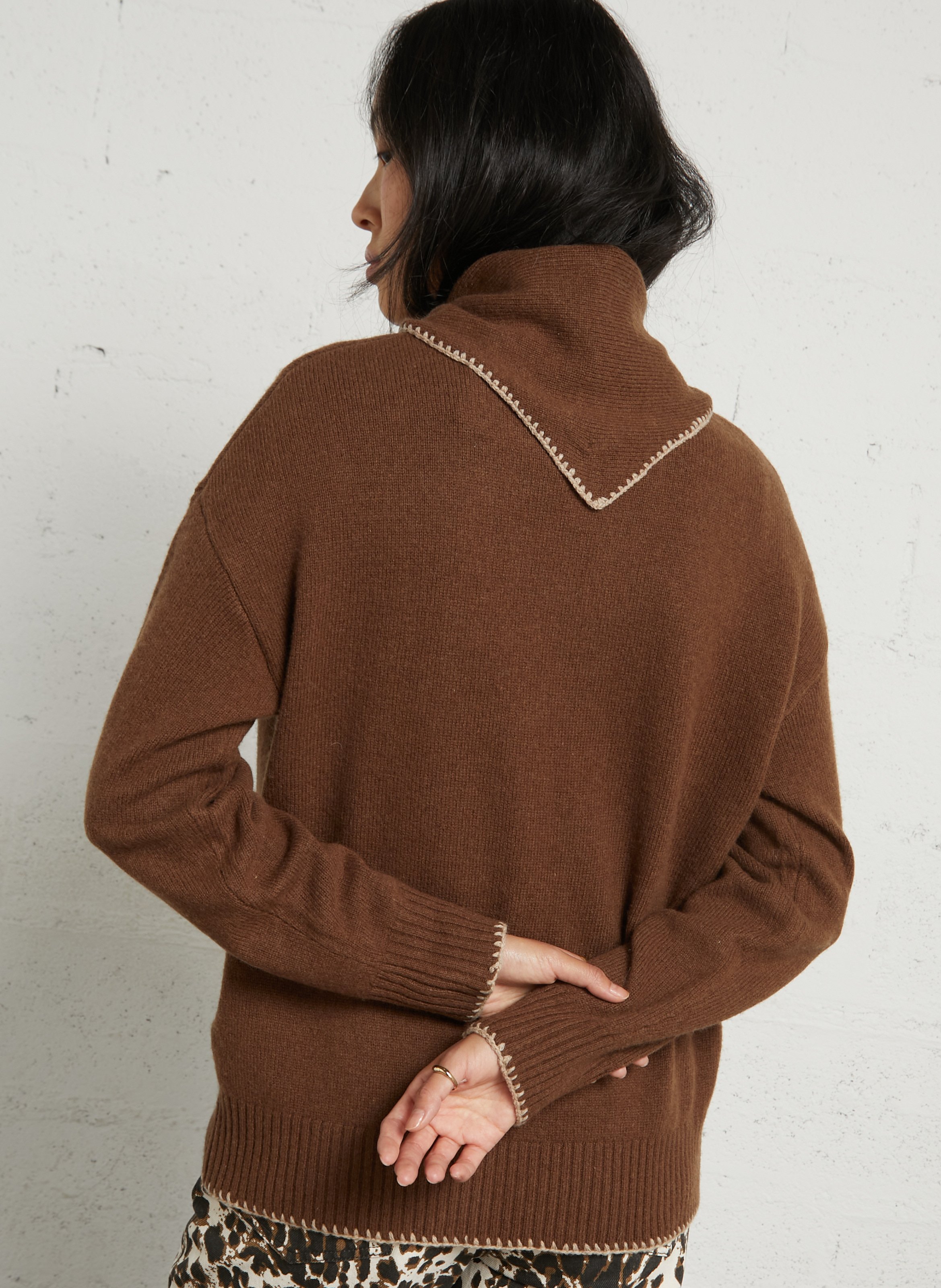 Straight solid color sweater with wool scarf SUD EXPRESS Brown