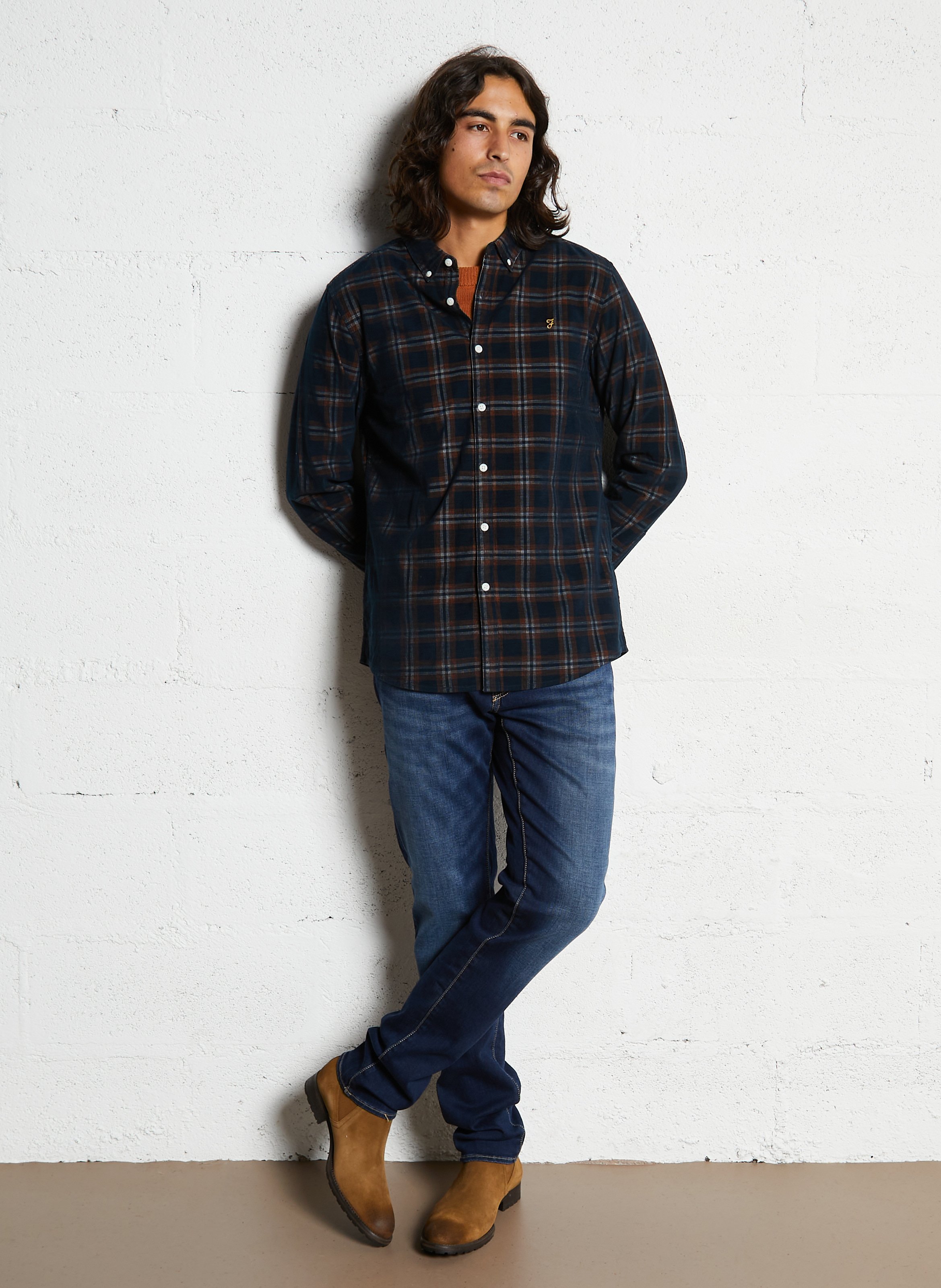 Straight-cut organic cotton shirt with classic collar FARAH Brown