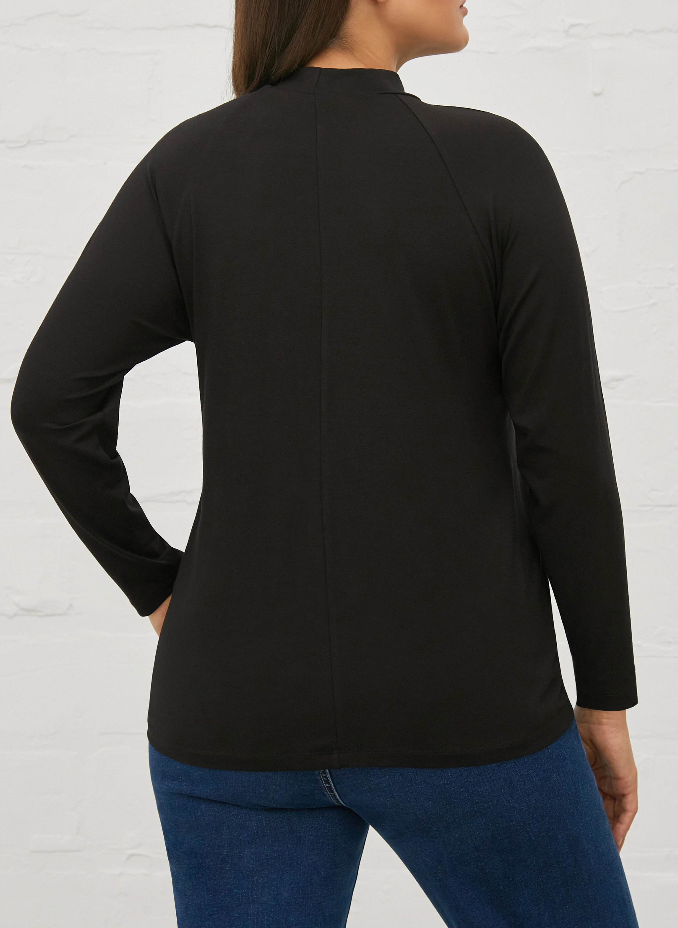 High-neck t-shirt MAT FASHION Black