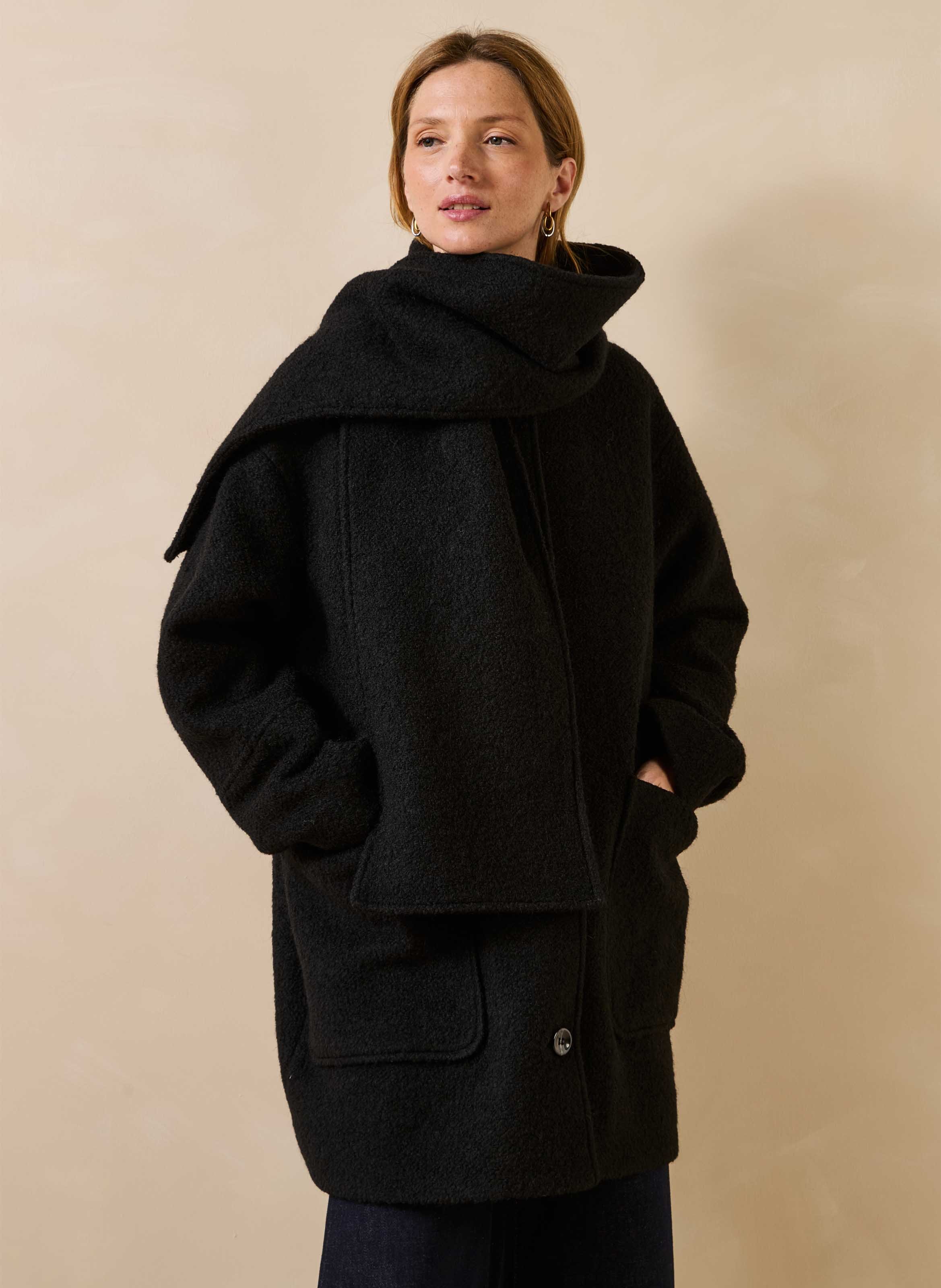 Manteau oversize en laine recyclée mélangée LA FEE MARABOUTEE Noir