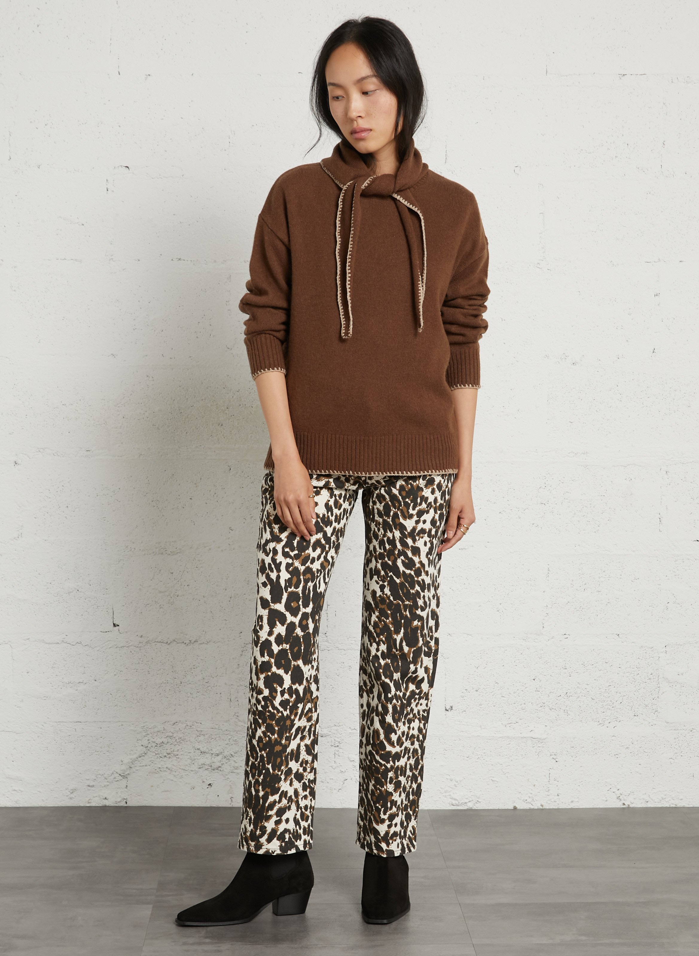Straight solid color sweater with wool scarf SUD EXPRESS Brown