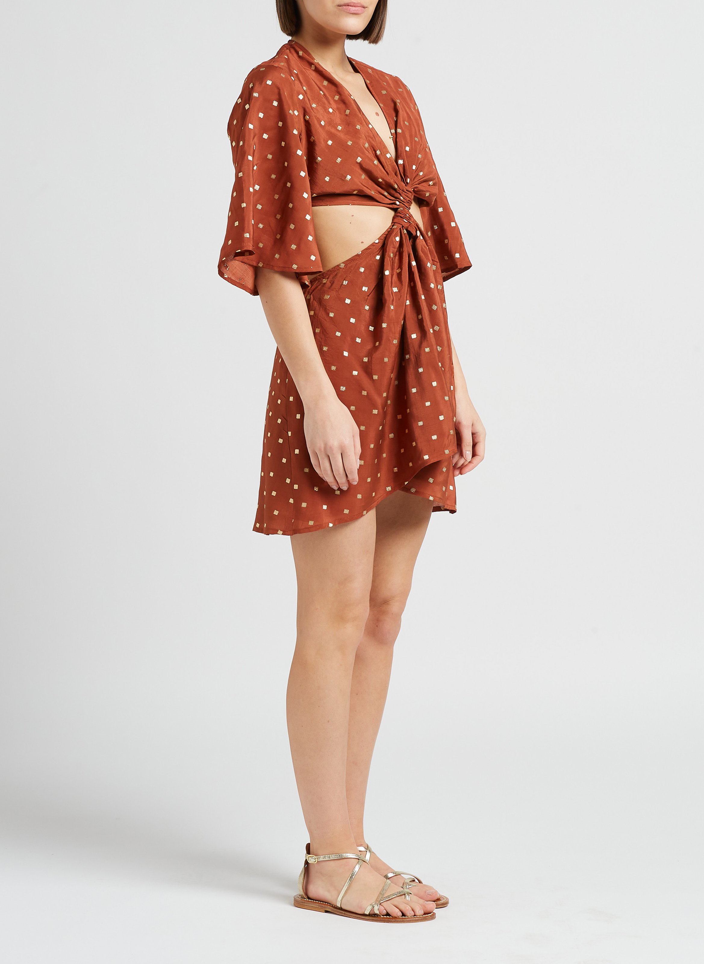 Jurk met V-hals en uitlopende rok SUNDRESS Bruin