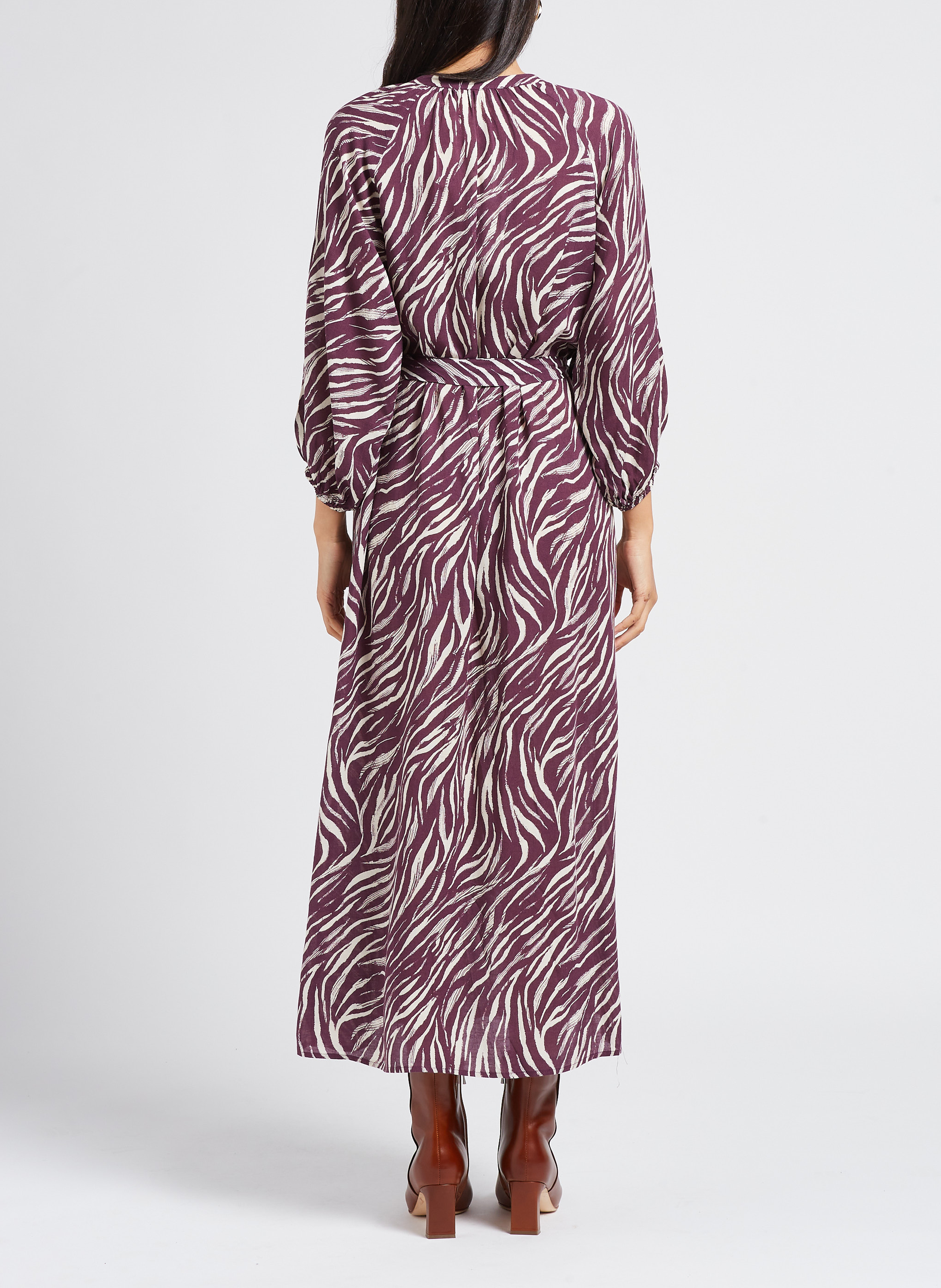 Robe longue coupe droite à col v GRACE ET MILA Rose