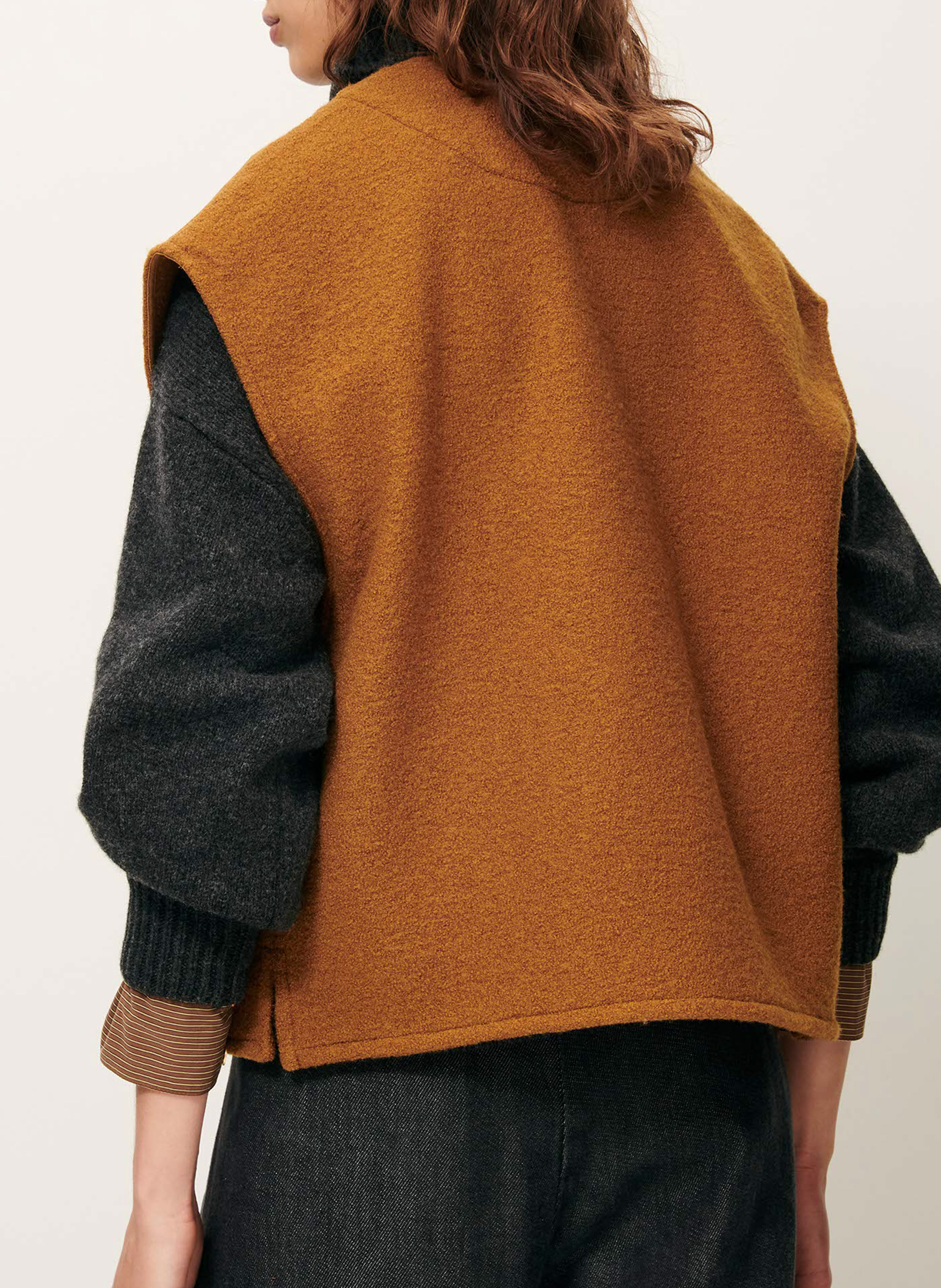 Straight round-neck wool cardigan SESSUN Brown