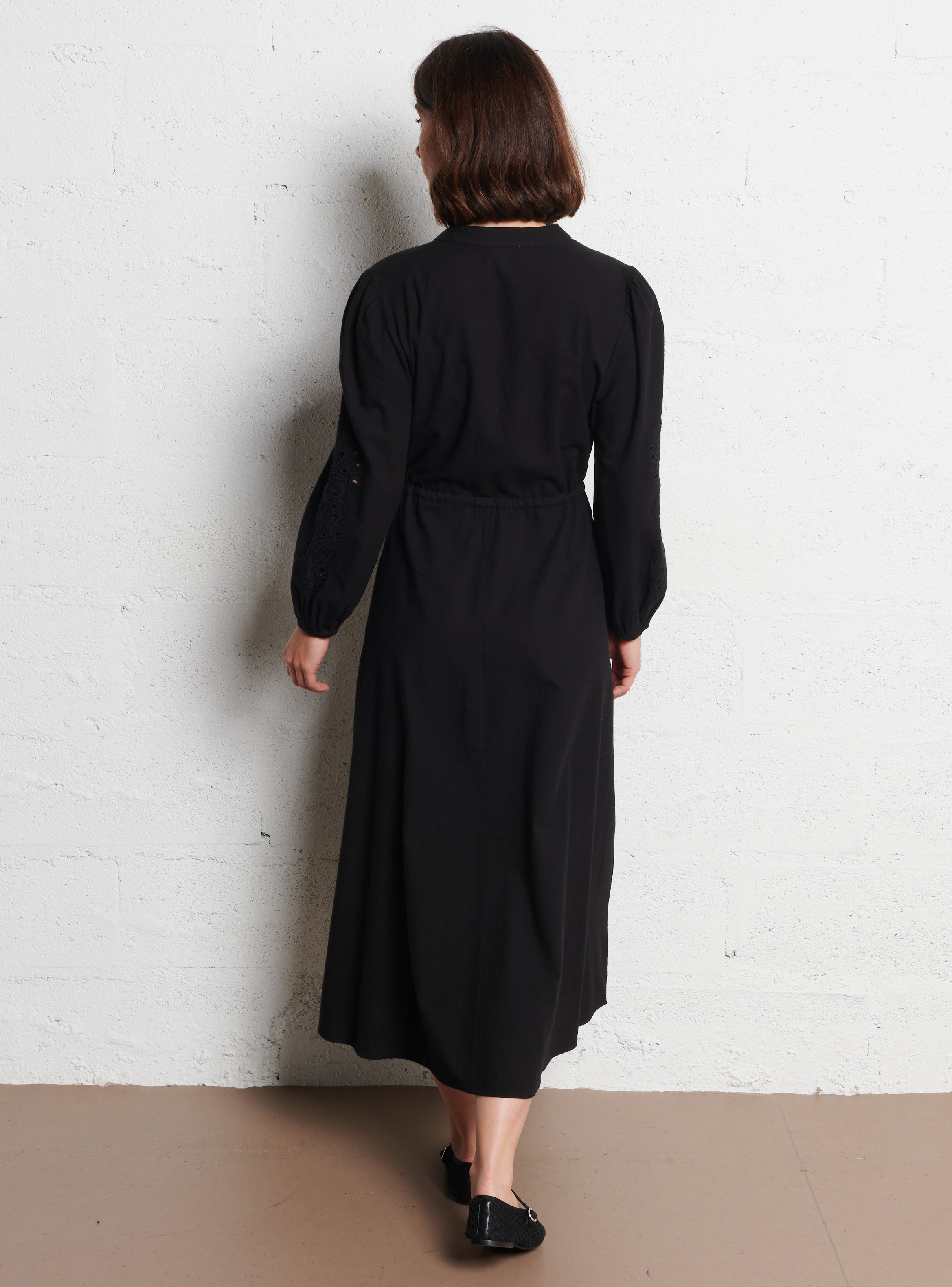 Robe longue oversize en coton brodé MAISON 123 Noir