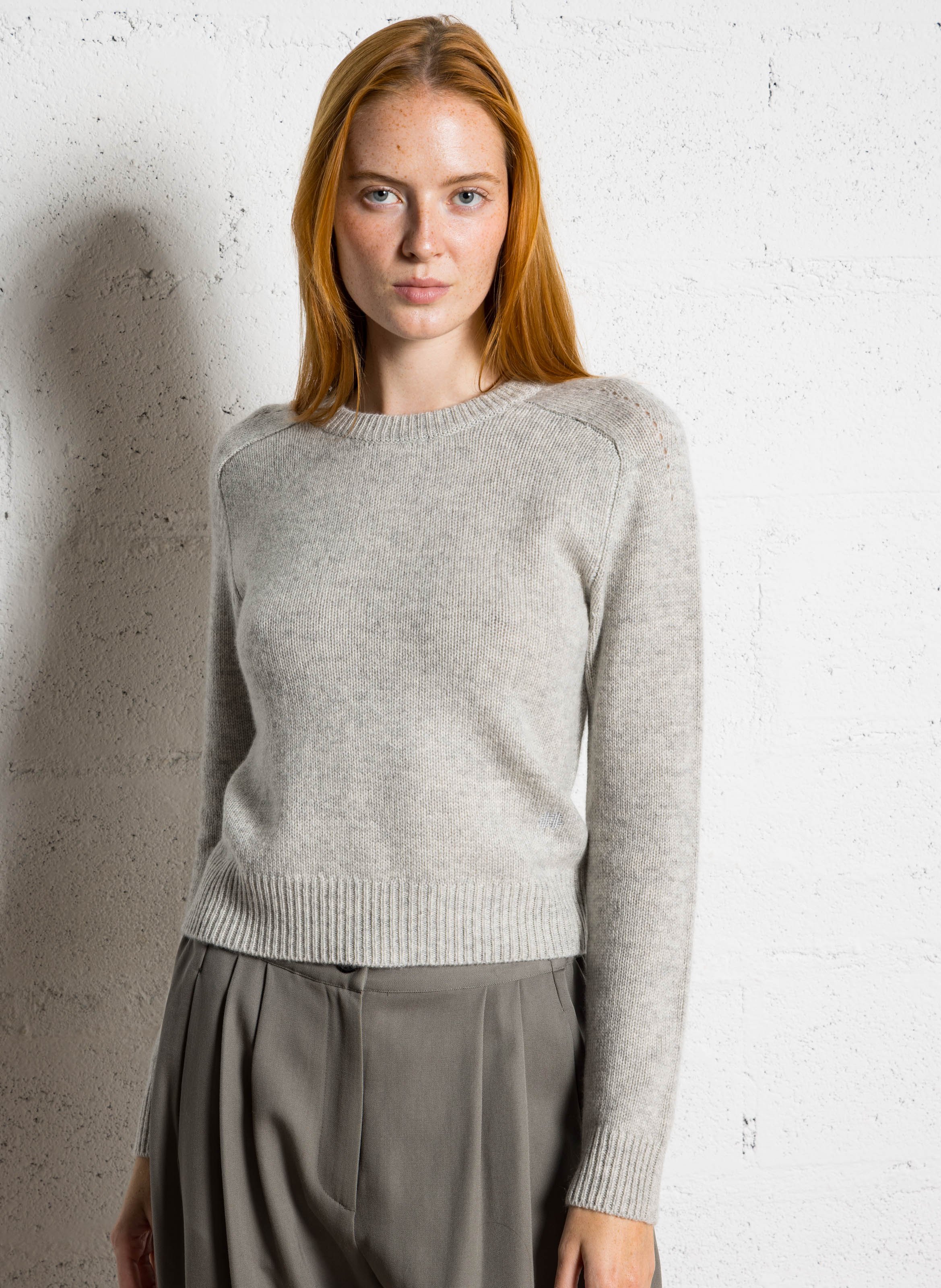 Pull droit col rond en cachemire KUJTEN