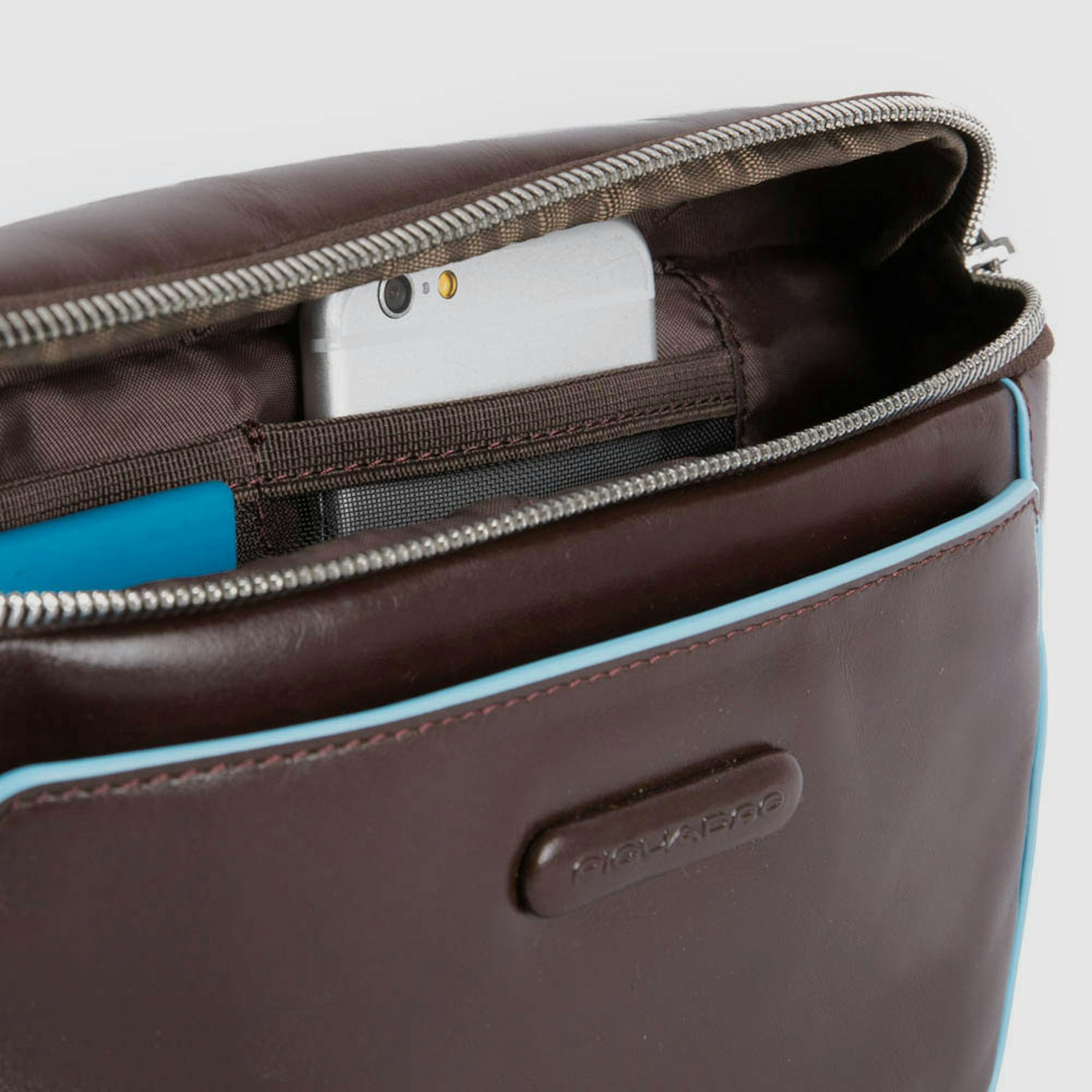 Leather waist bag PIQUADRO Blue