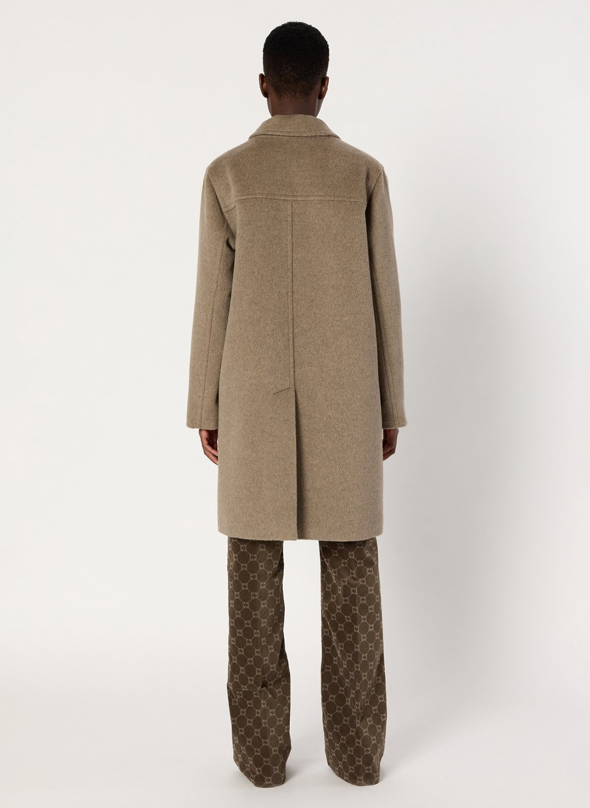 Einfarbiger gerade geschnittener Wollmantel mit langen Ärmeln GERARD DAREL Braun