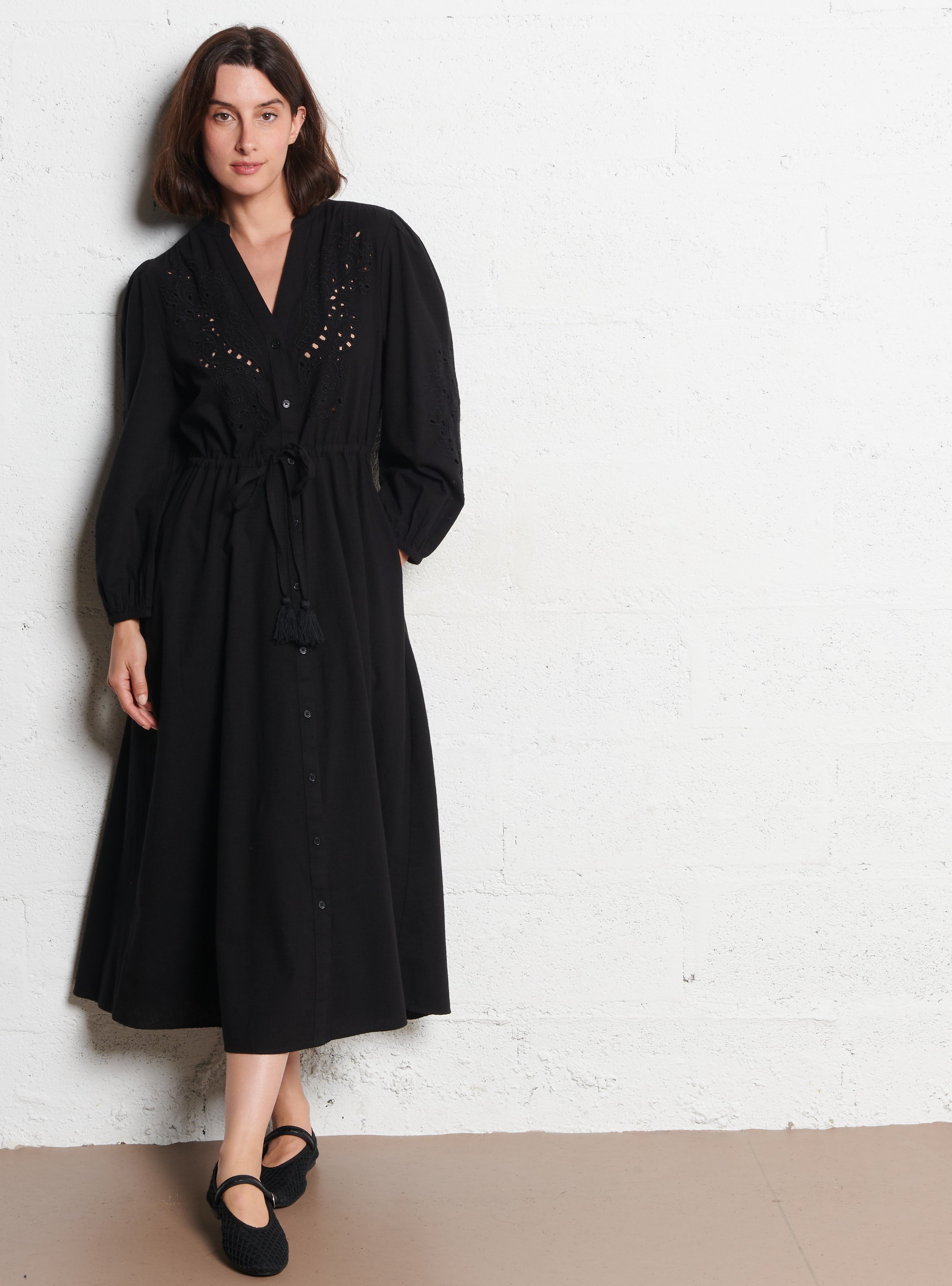 Robe longue oversize en coton brodé MAISON 123 Noir