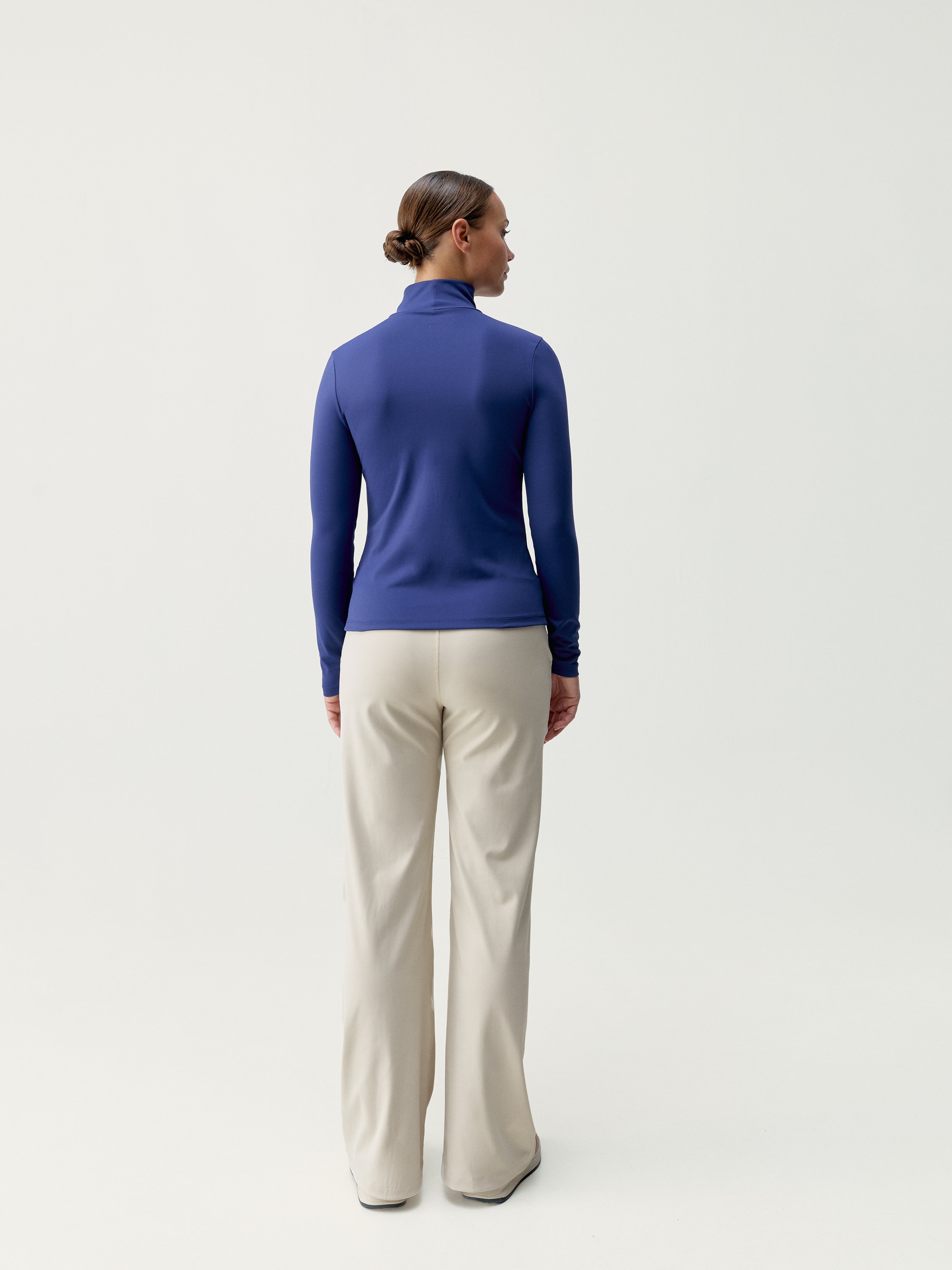 Long-sleeve performance sports t-shirt BORN LIVING YOGA Blue