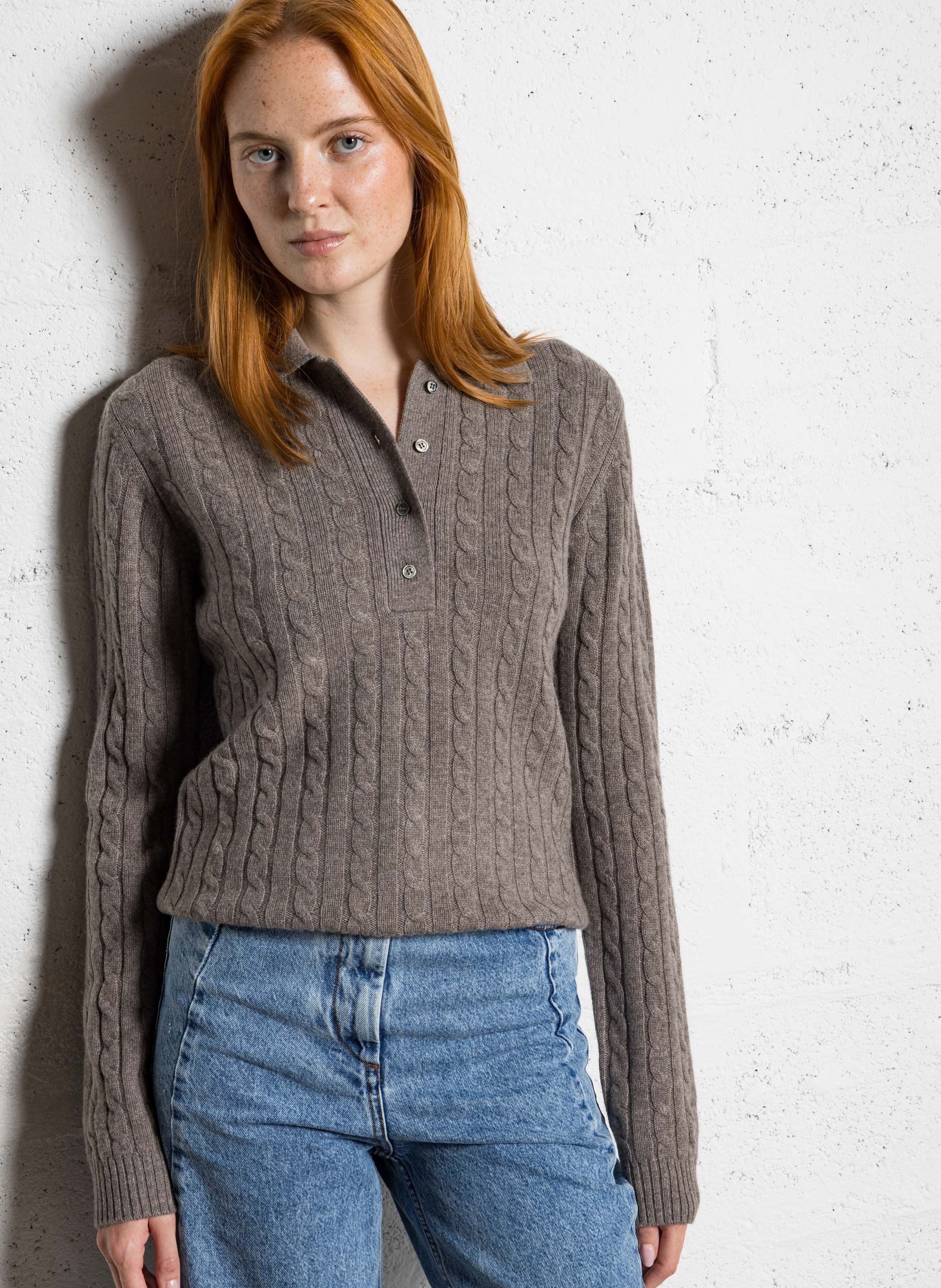 Pullover mit Polokragen aus verdrehtem Strick MARGAUX LONNBERG