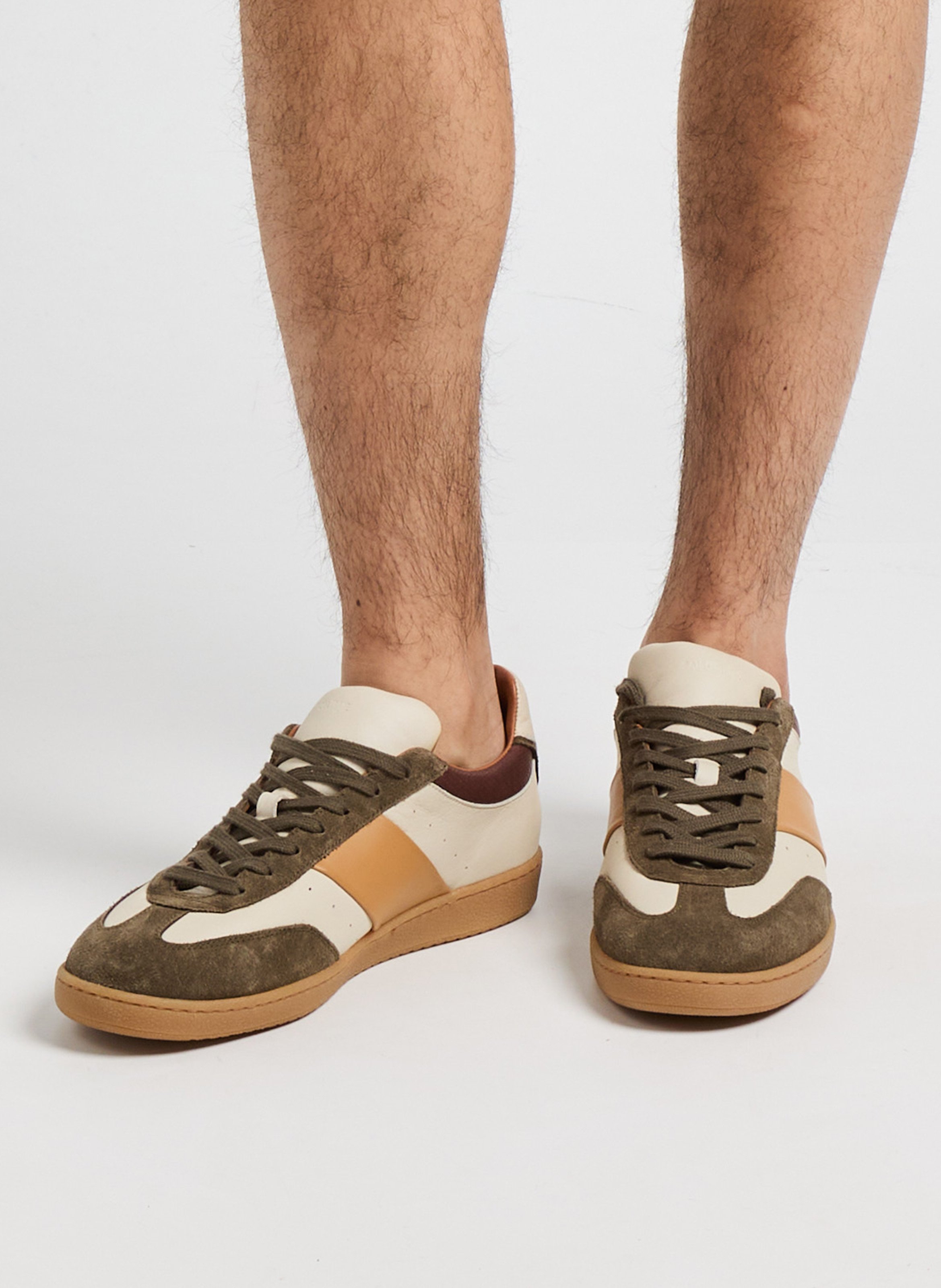 . SAISON 1865 Multicolored