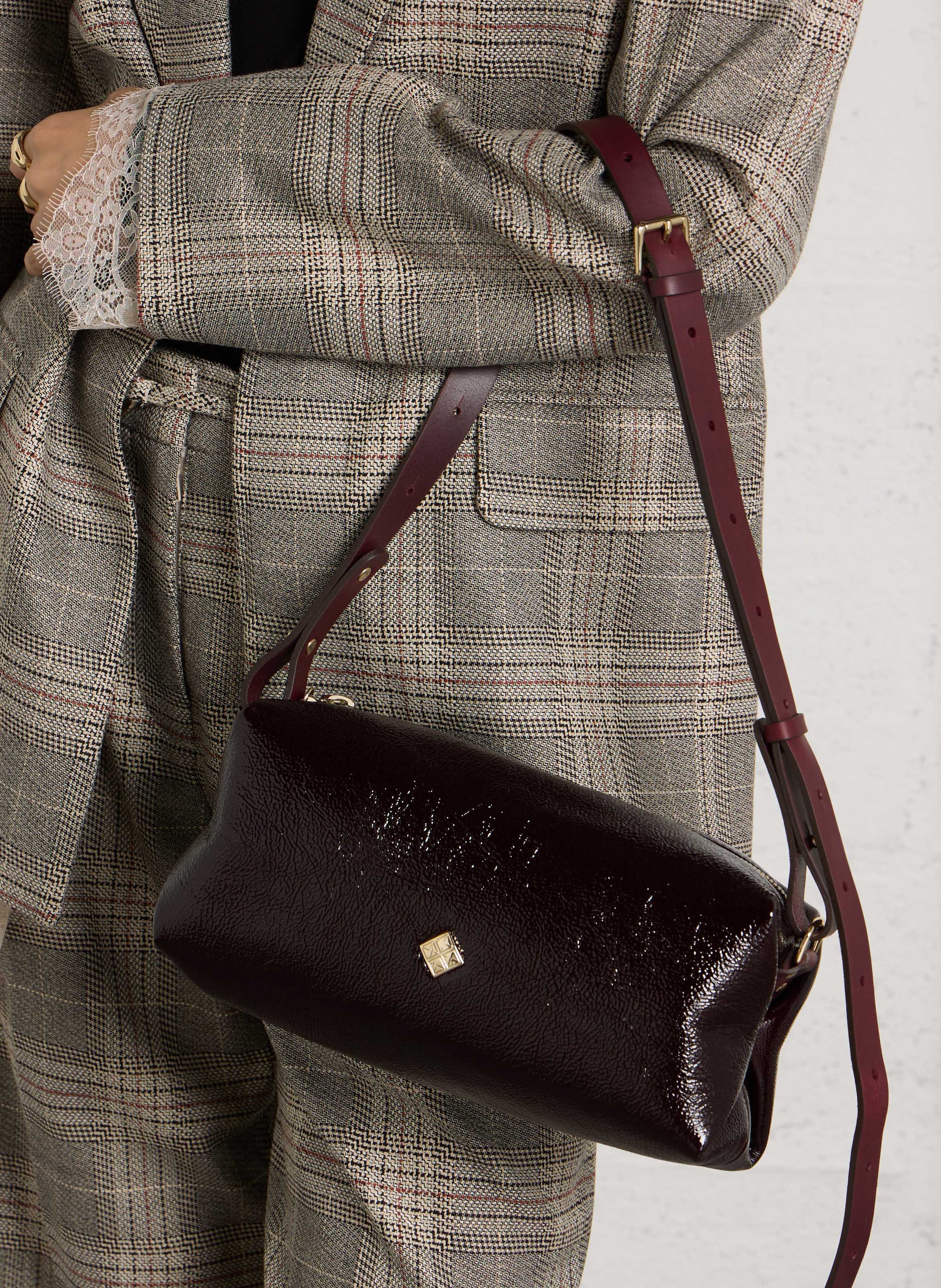 Leder Umhängetasche oder Schultertasche HERBERT FRERE SOEUR Pflaume