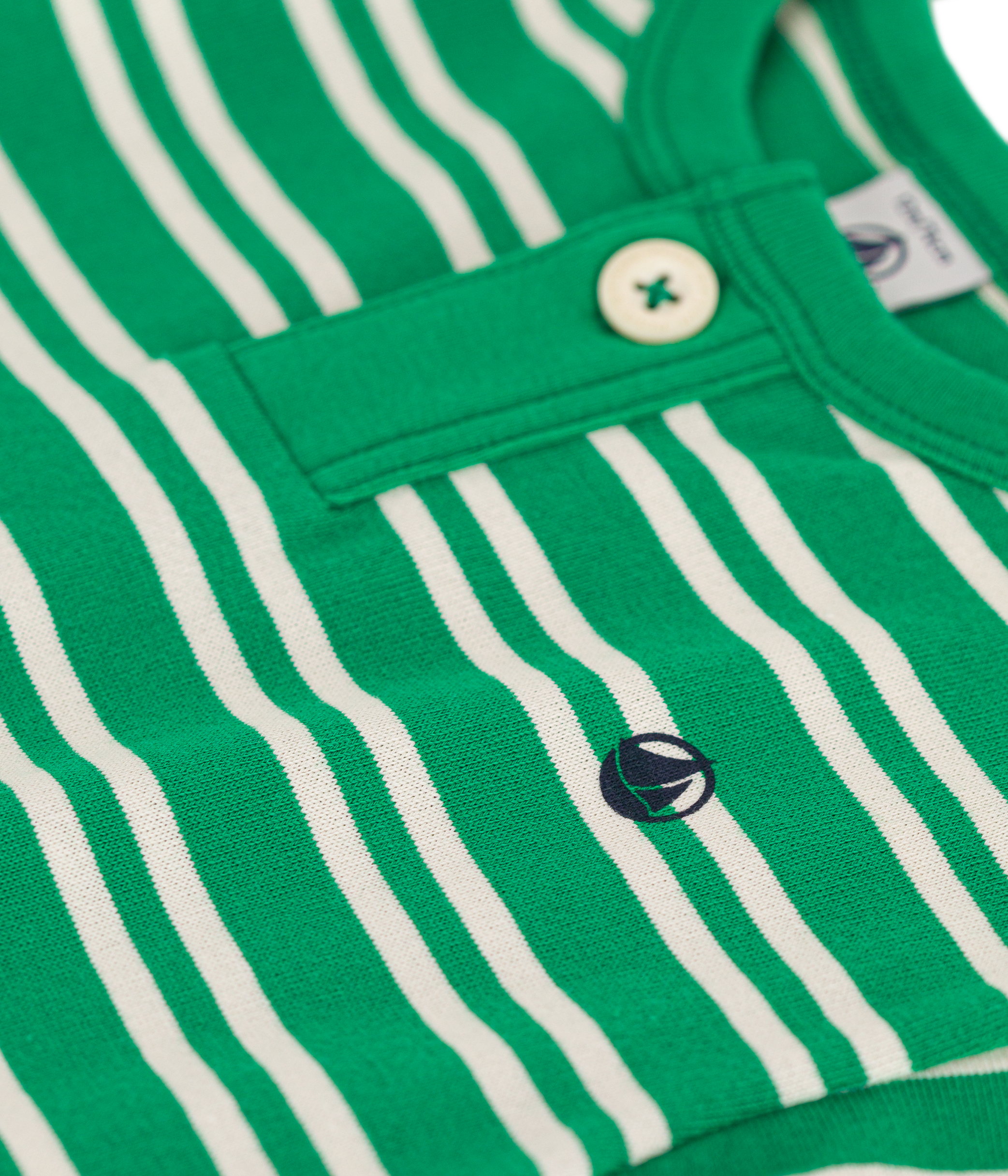 Tee-shirt manches courtes rayé en coton PETIT BATEAU Vert