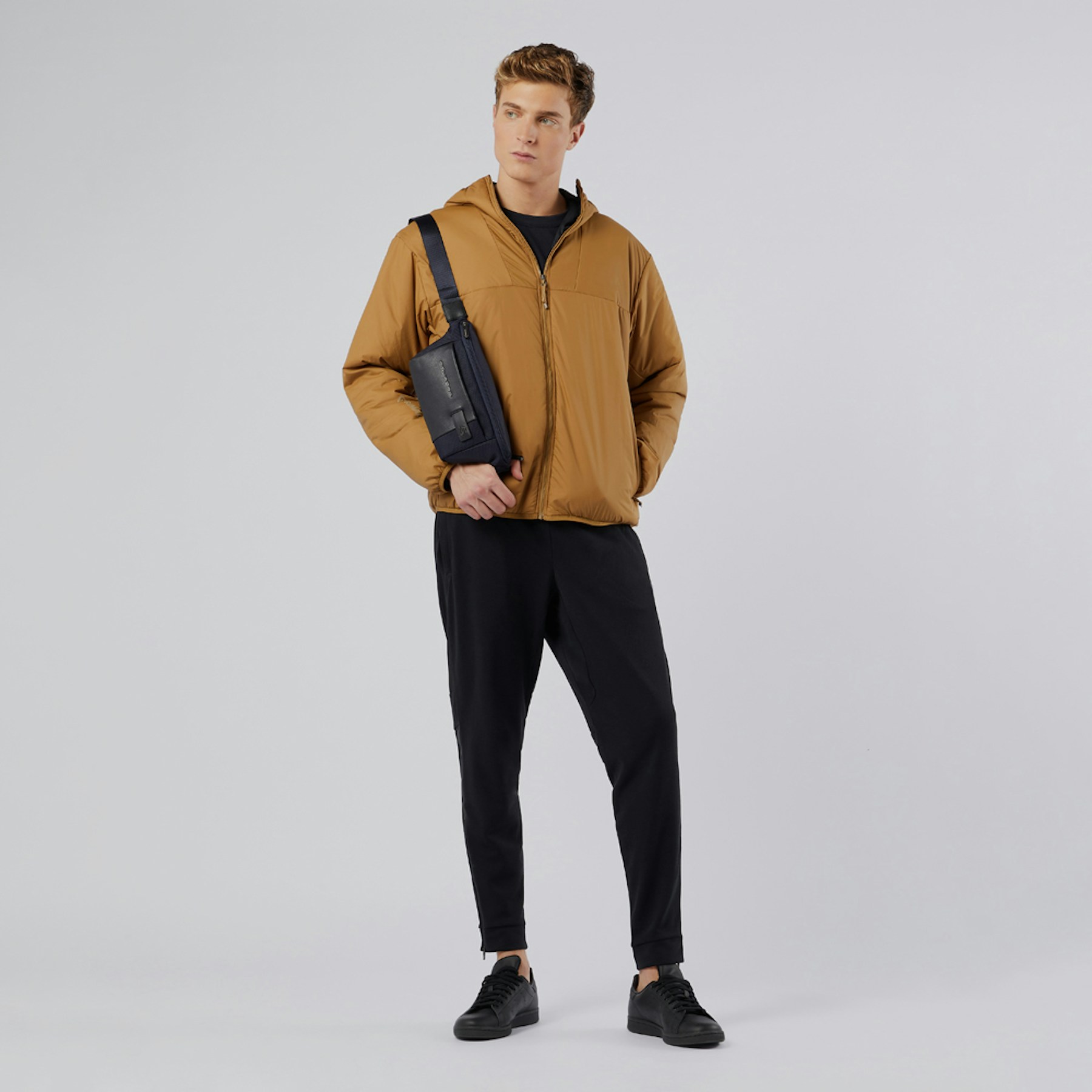 Leather waist bag PIQUADRO Blue