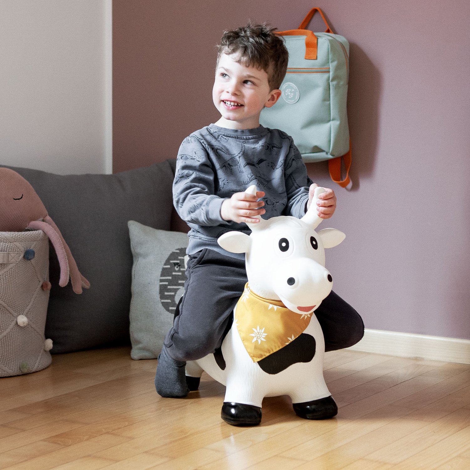 Inflatable sit-on cow KINDSGUT White