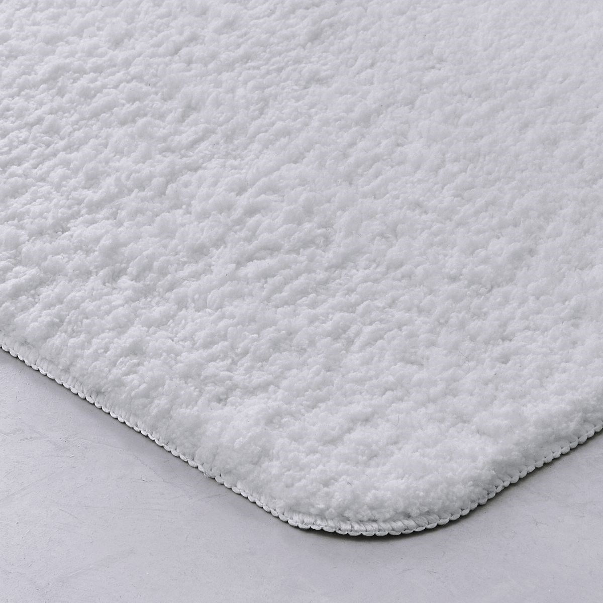 Tufted plain bath mat TODAY LINGE DE MAISON White