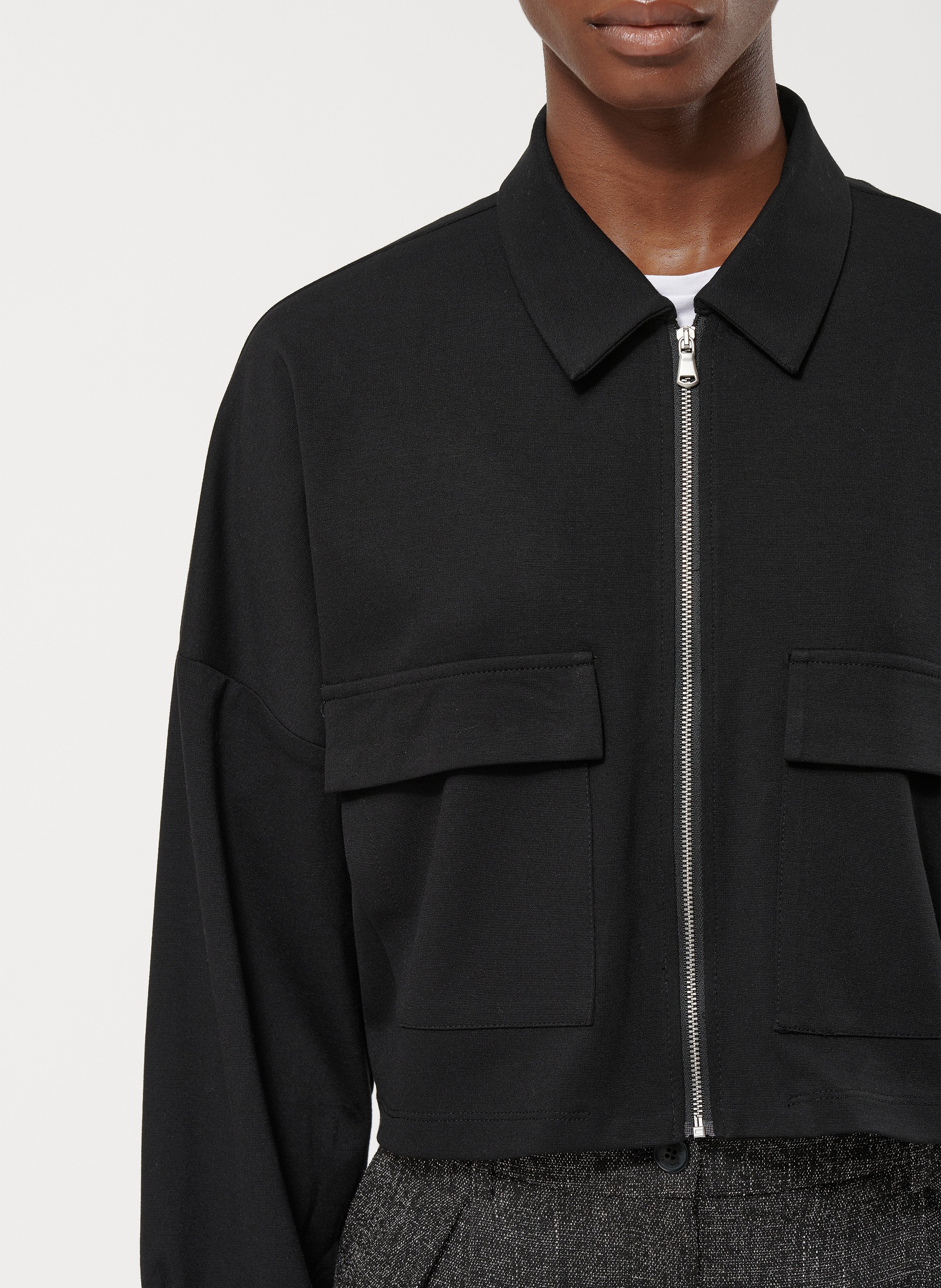 Veste courte droite zippée unie  HUMILITY Noir