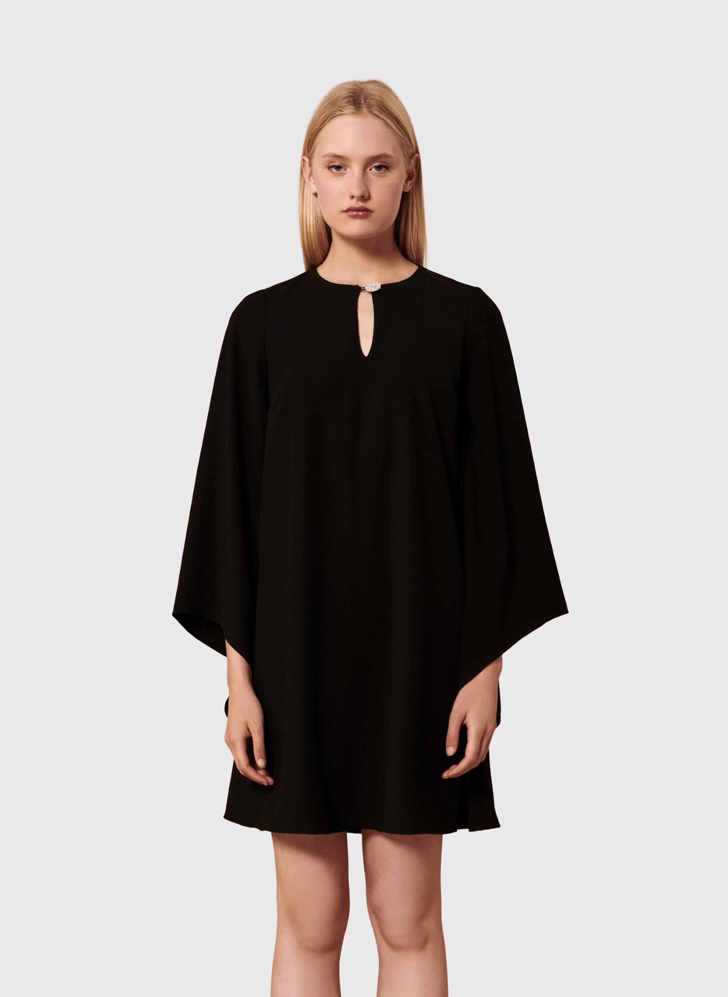Robe courte col rond en crêpe TARA JARMON Noir