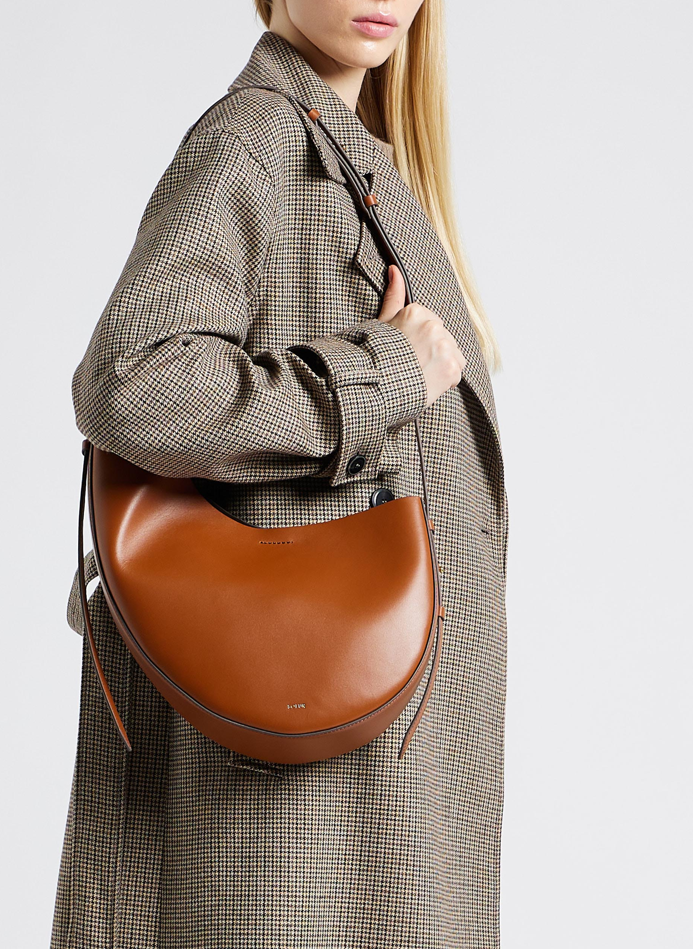 Sac bandoulière asymétrique en cuir lisse SOEUR Beige
