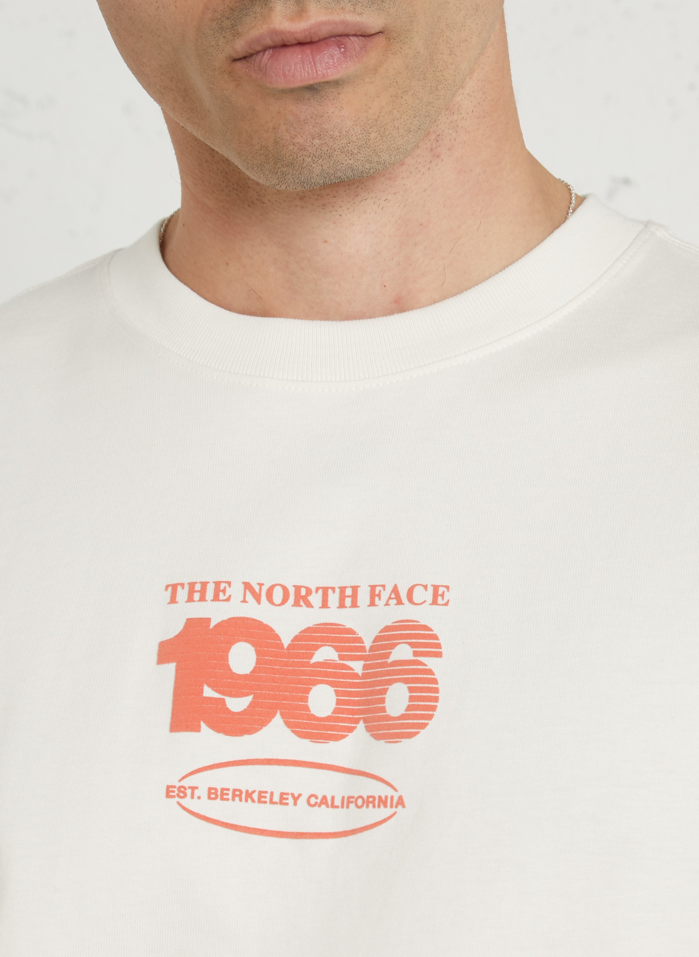Straight round-neck cotton T-shirt with screen print THE NORTH FACE White
