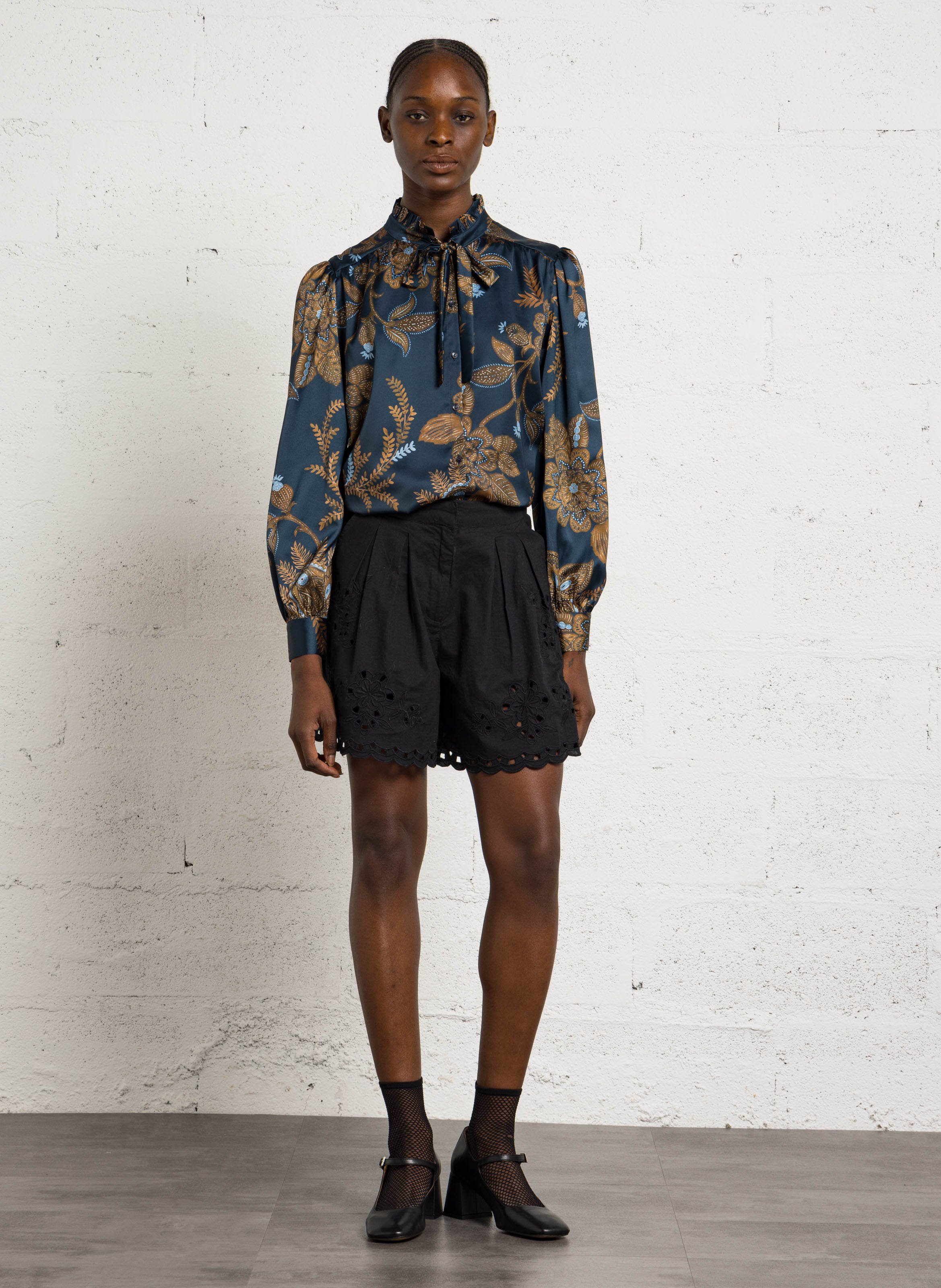 Straight round neck printed blouse SUD EXPRESS Blue