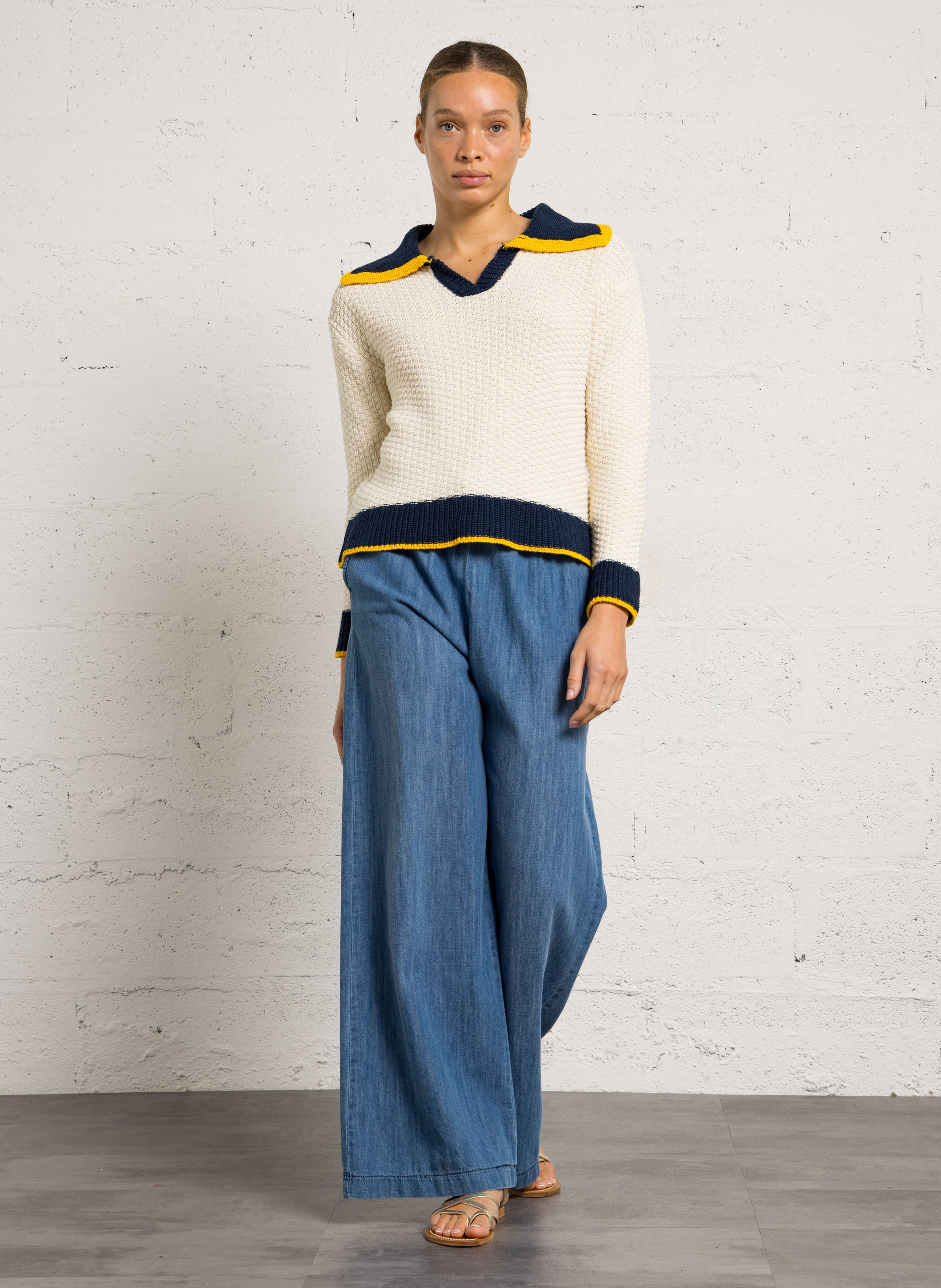 Straight V-neck cotton sweater DR BLOOM Beige