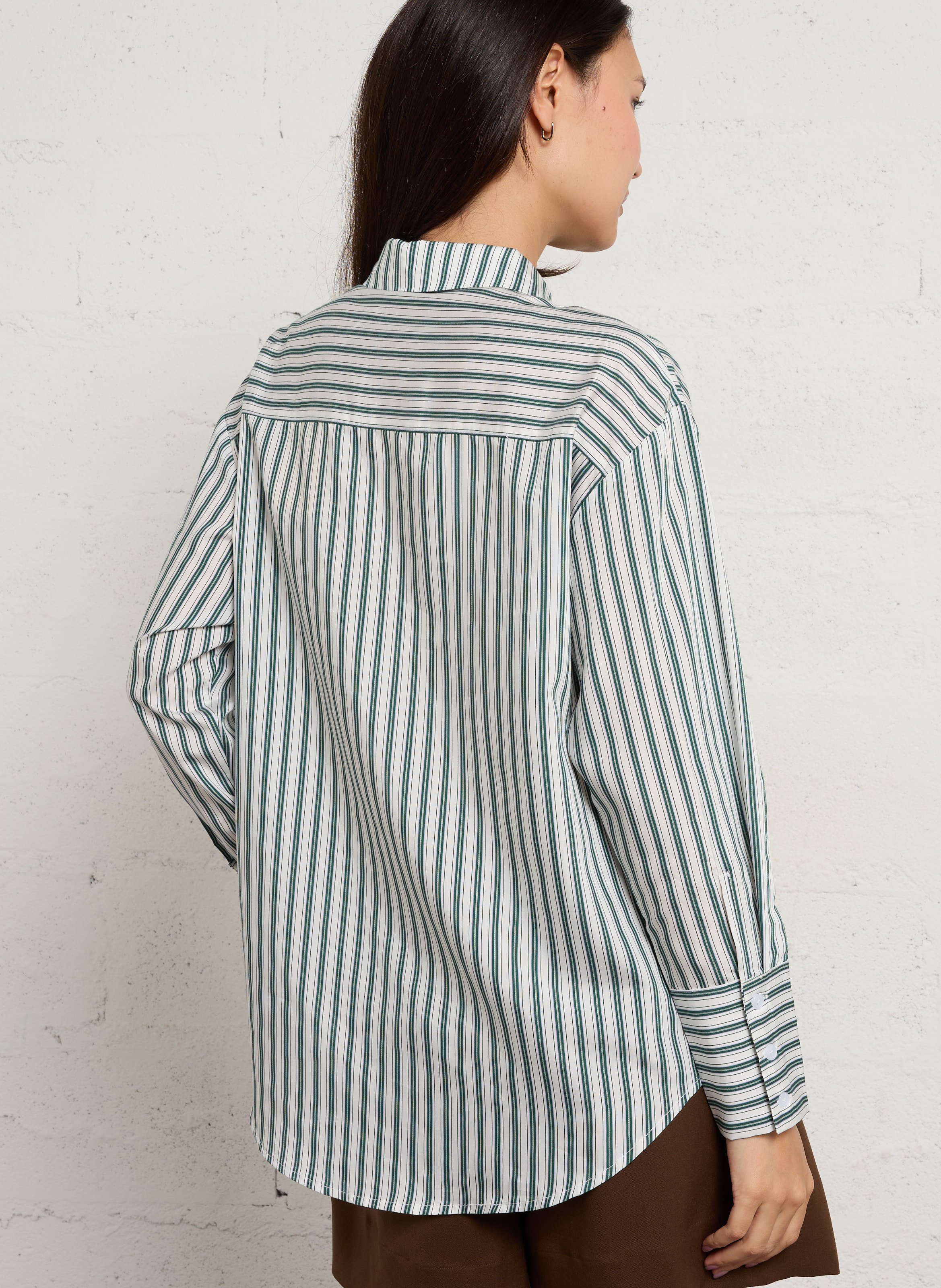 Oversized shirt with classic collar SUNCOO Green