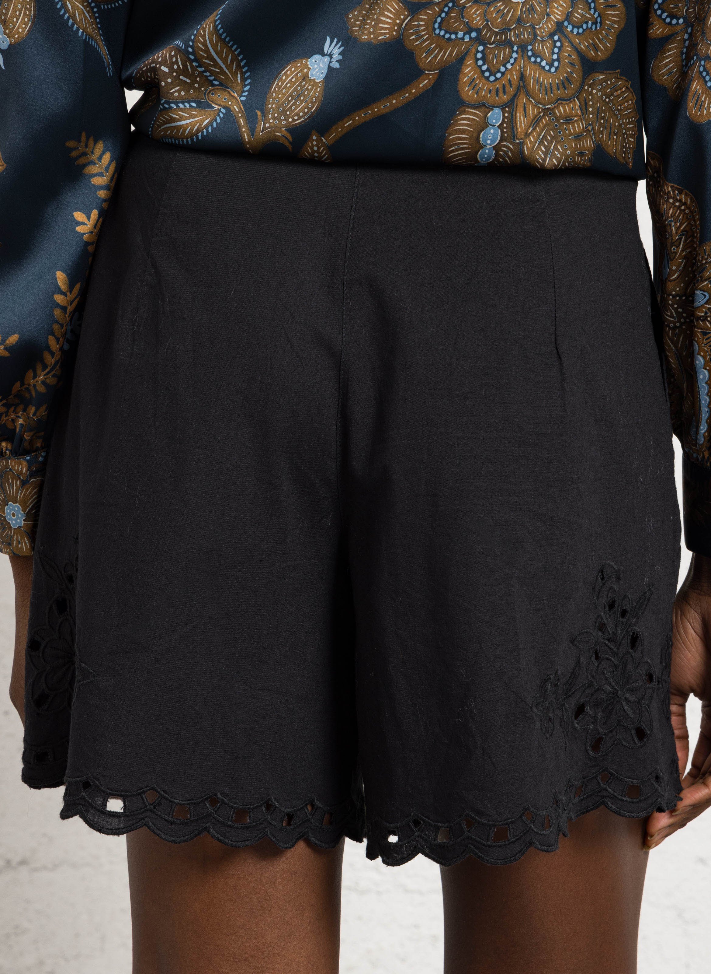 Shorts mit Broderie Anglaise SUD EXPRESS Schwarz