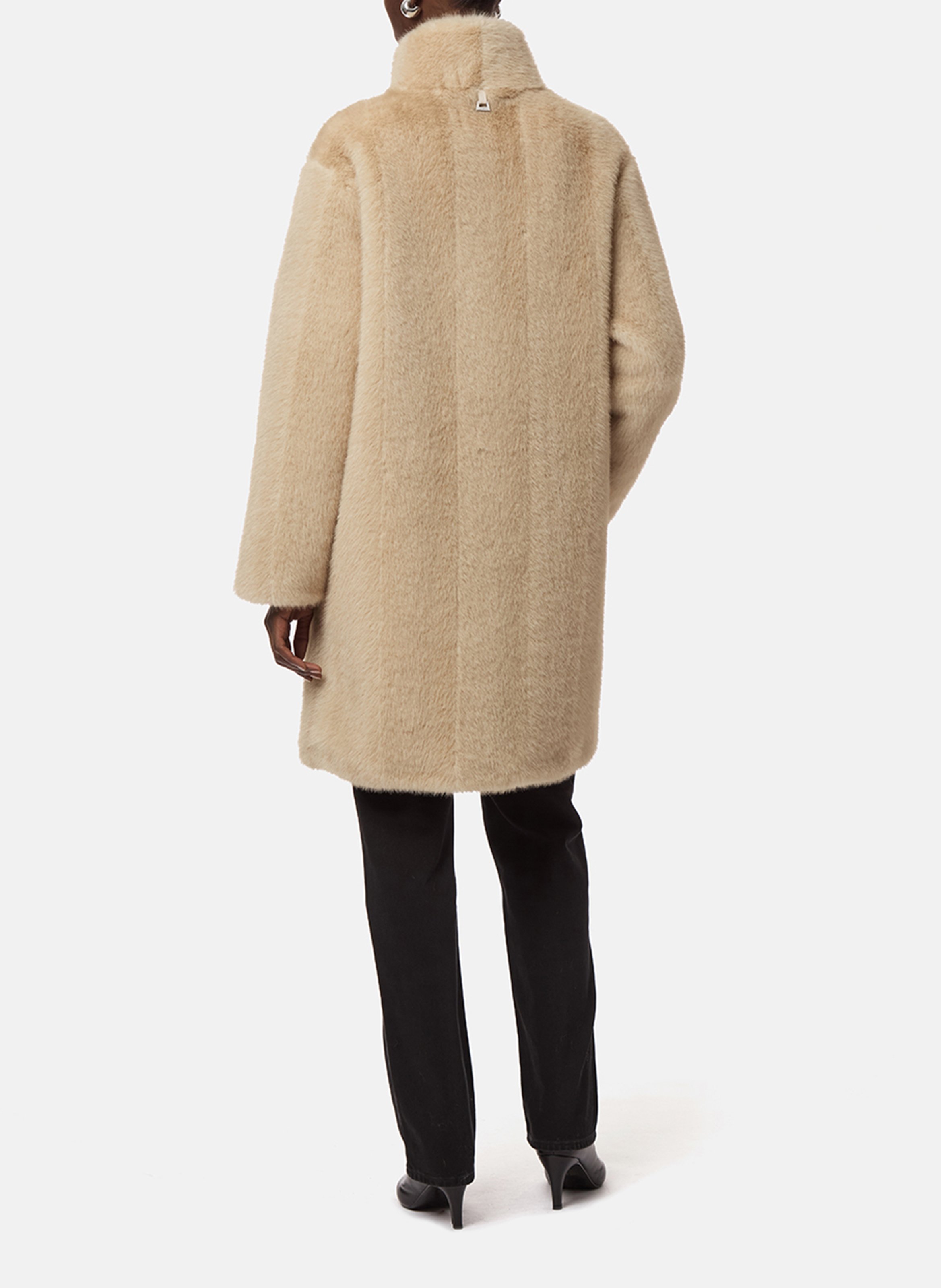 Ruime jas met opstaande kraag met bontlook APPARIS Beige
