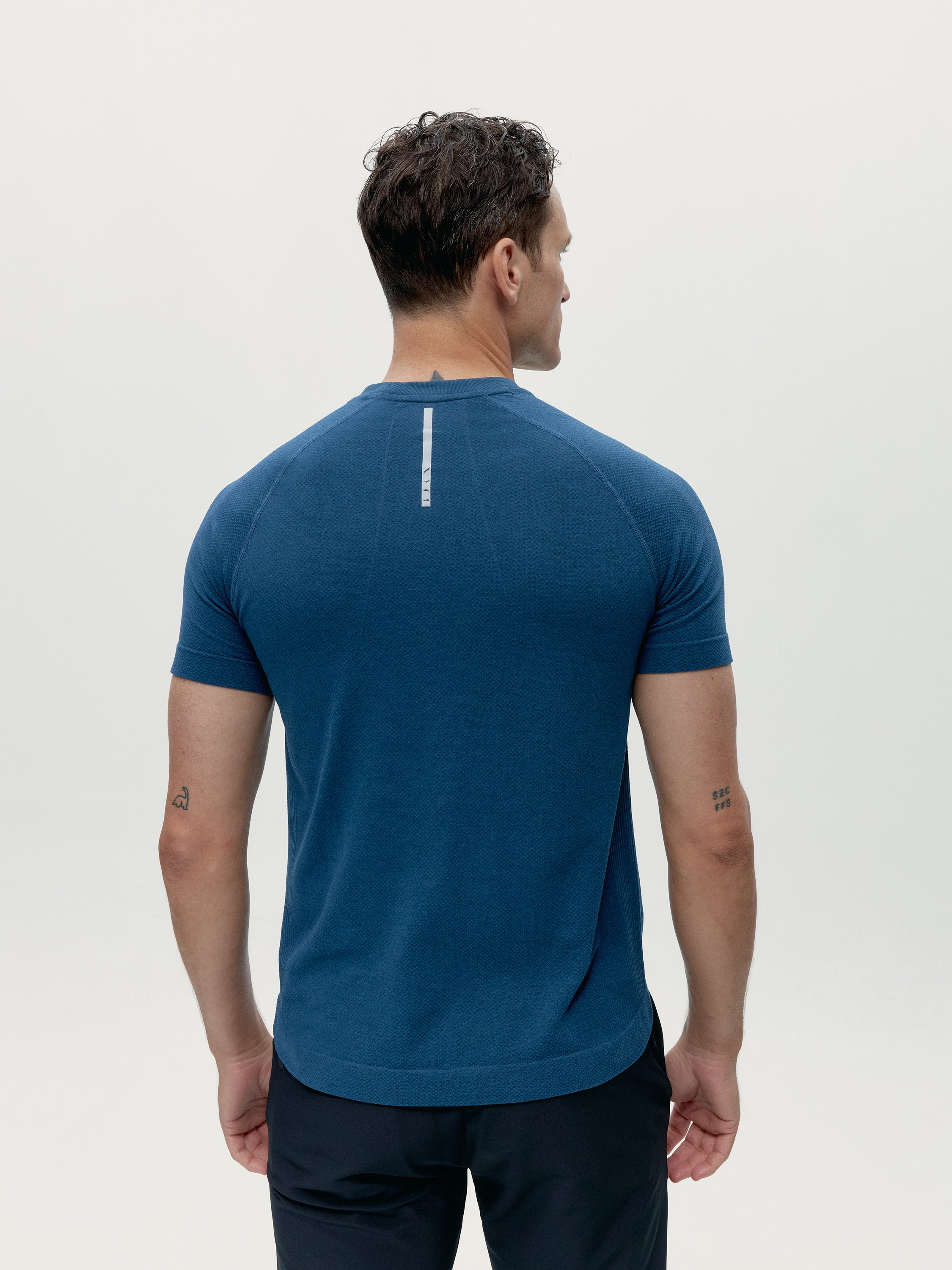 Sport t-shirt from Otawa BORN LIVING YOGA Blue